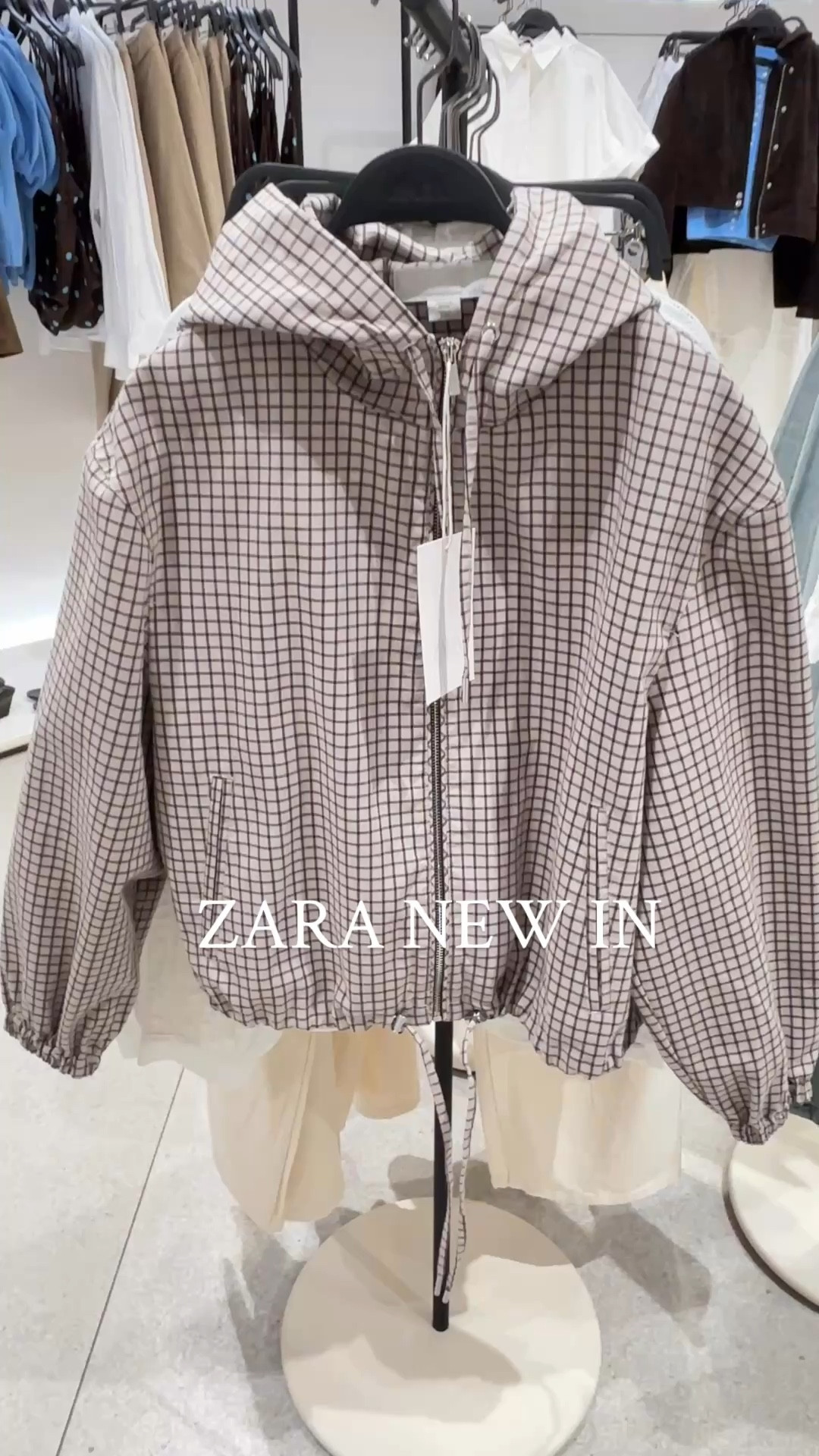 ZARA New In

Plaid jacket check trench coat khaki green cropped trench gold slide sandals cord necklace wooden bangle blue check skirt raffia bag suede bag 
#ZARA

#LTKspring #LTKeurope #LTKuk