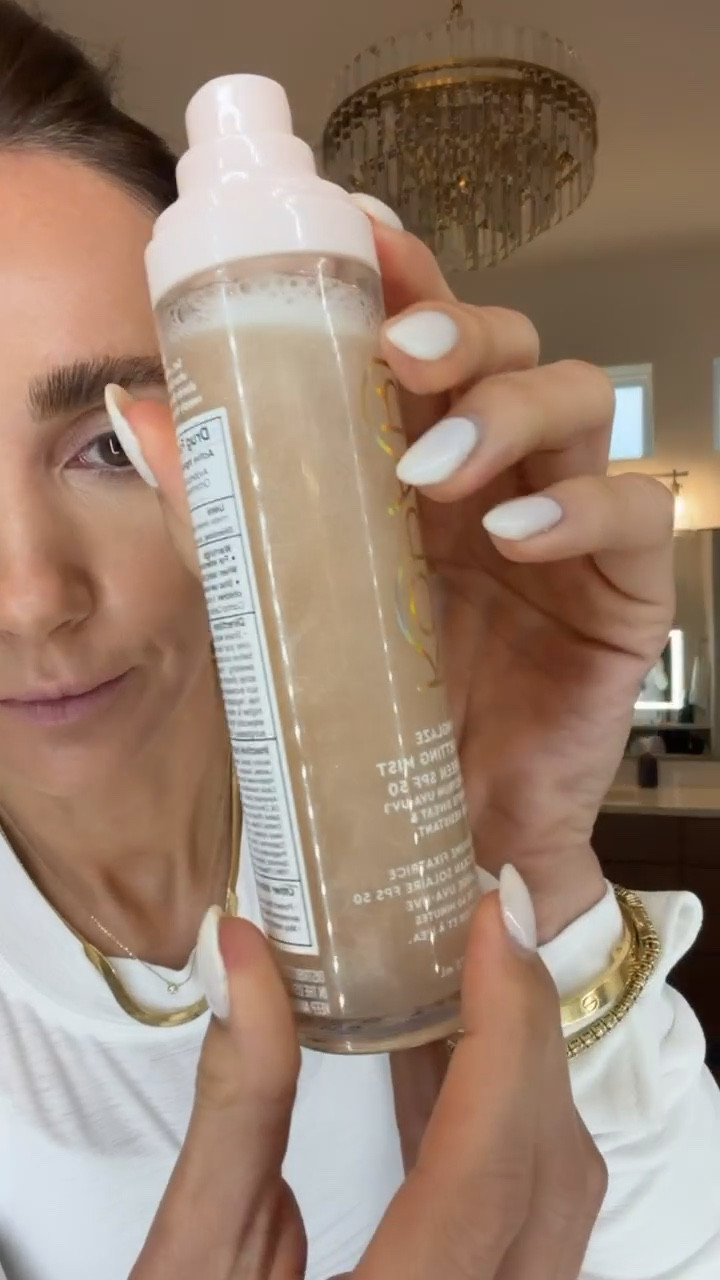 This spf setting spray will give you the most beautiful glass skin.

beauty hacks, makeup hacks, face mist, setting spray, sunscreen, spf, annabrstyle

#LTKBeauty #LTKOver40