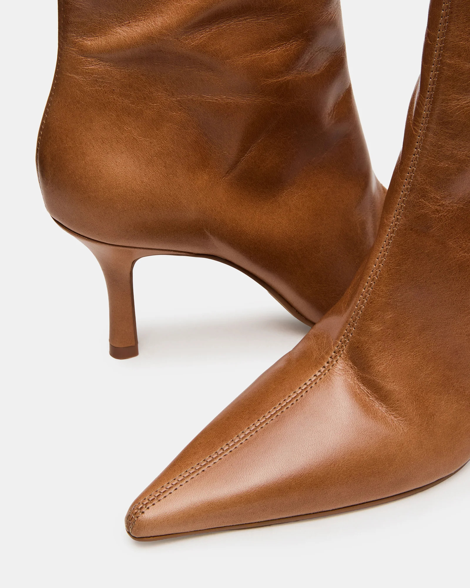 TRUCE Vintage Tan Leather Pointed-Toe Women's Ankle Boot | Steve Madden (US)