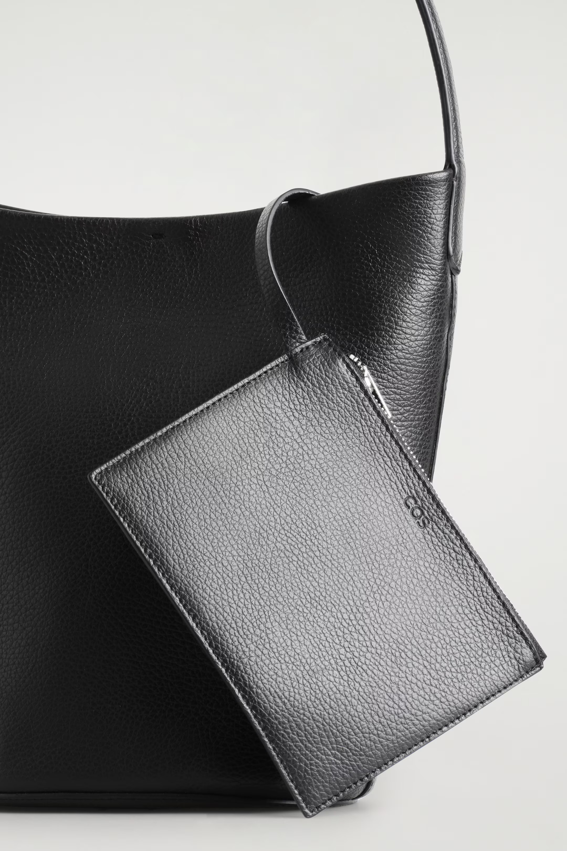 PARADIGM MINI TOTE BAG - LEDER - SCHWARZ | COS | COS (EU)