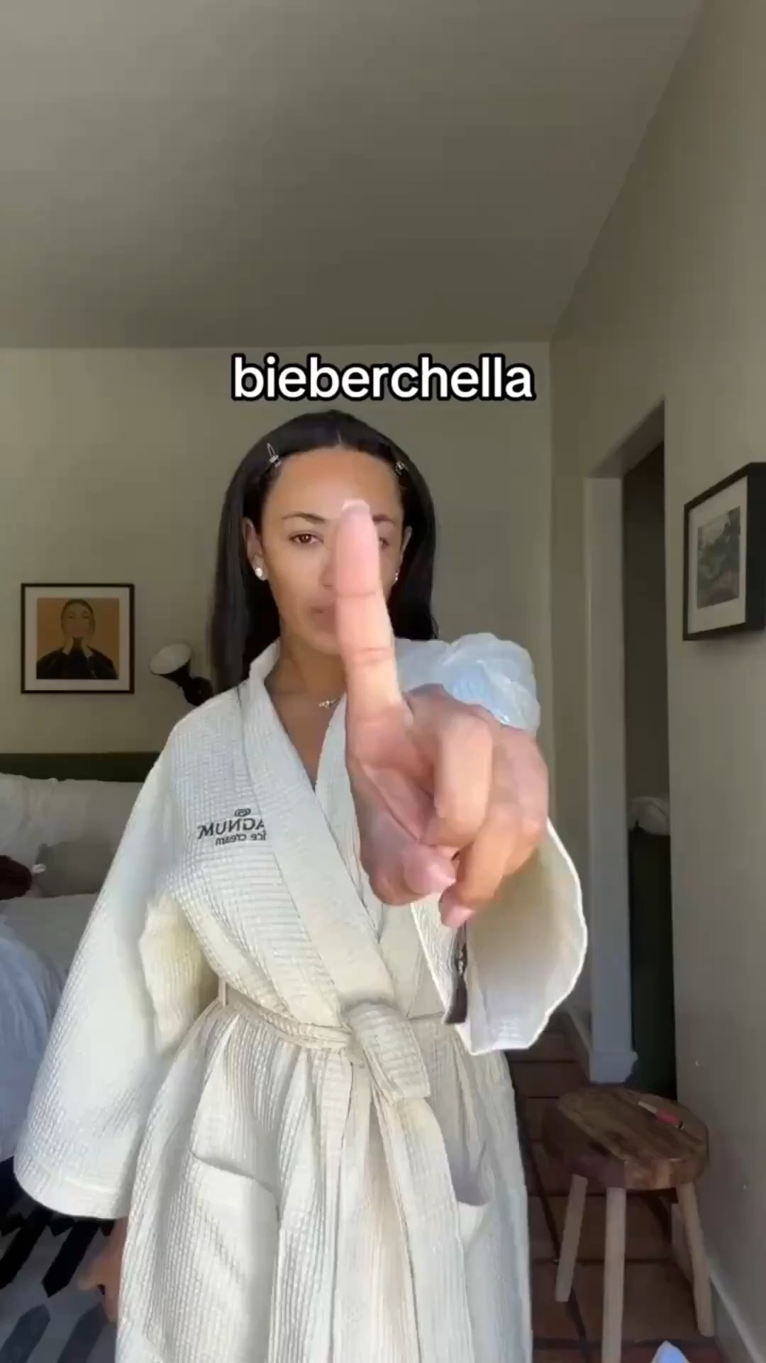 I must be comfy to make it to beiberchella 

#LTKgrwm #LTKootd #LTKFestival