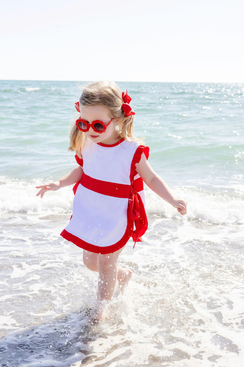 Carolina Cover Up - Worth Avenue White with Richmond Red | The Beaufort Bonnet Company