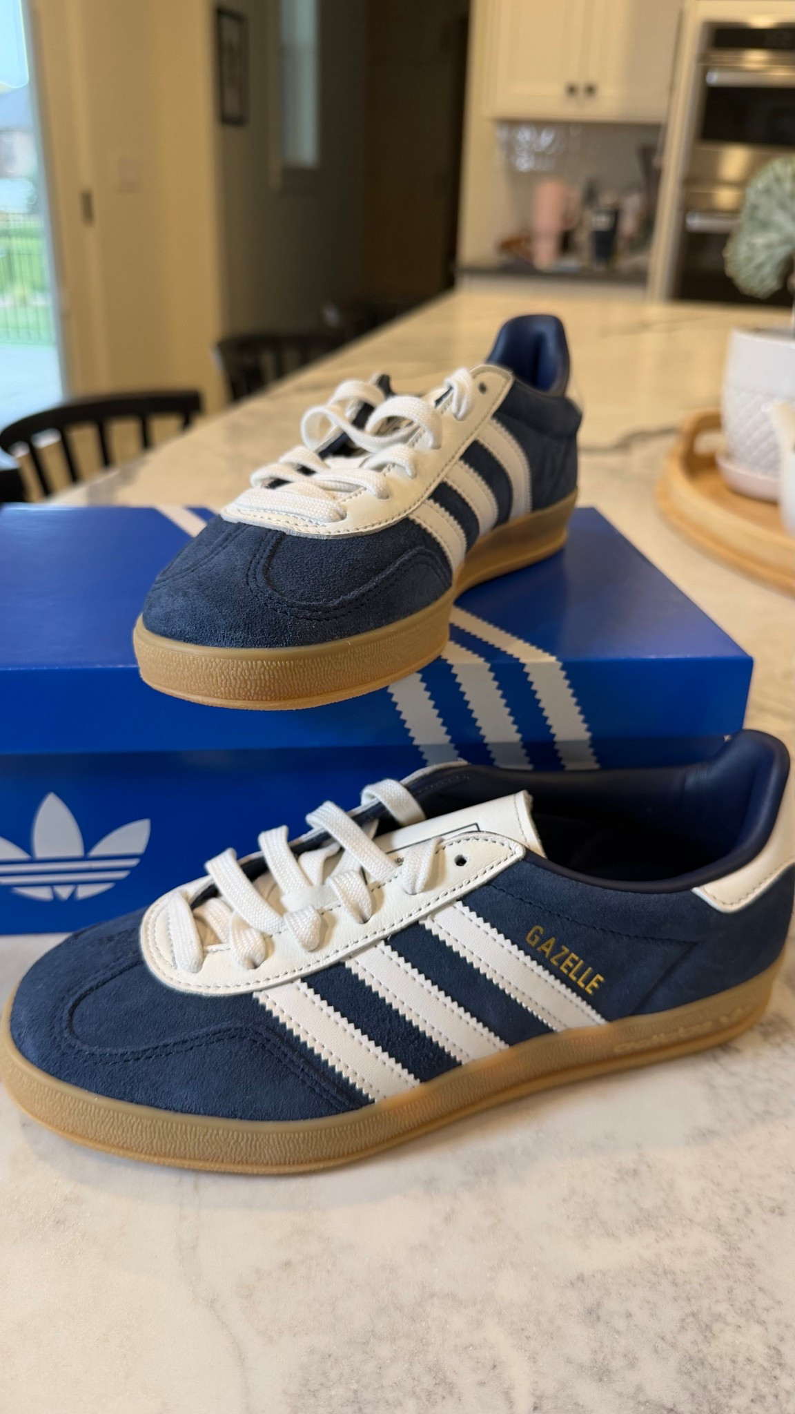 adidas gazelle in navy

#LTKootd
