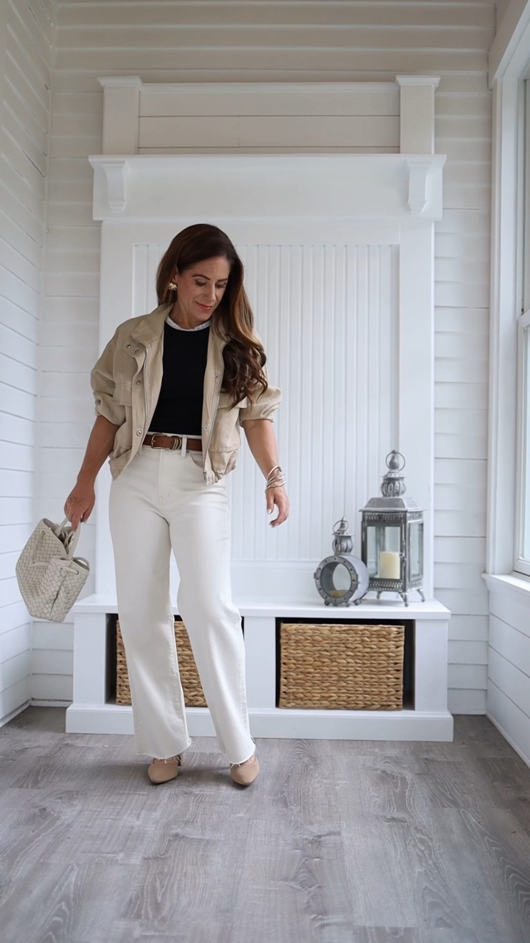Transitional fall outfit with @Madewell white denim. Pairing my perfect vintage wide leg crop jean with a cropped khaki jacket and classic black tank. Wearing the 25 regular size as a full length style. The inseam is 27” - and fits great for petites.

fall outfits women | petite friendly jeans - Madewell wide leg jeans | white wide leg jeans

#LTKootd #LTKgrwm #LTKPetite