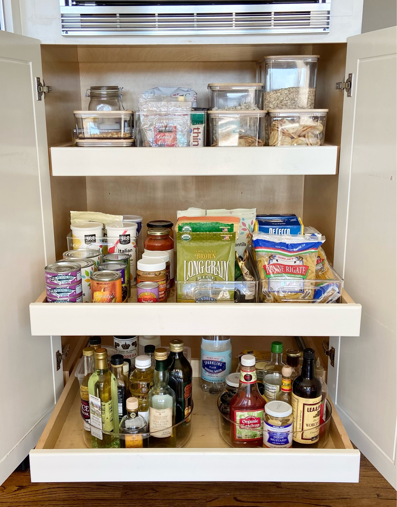Nothing like an organized pantry to start the year off right!

#organizing #pantryorganization #kitchenorganization

#LTKstyletip #LTKunder50 #LTKhome