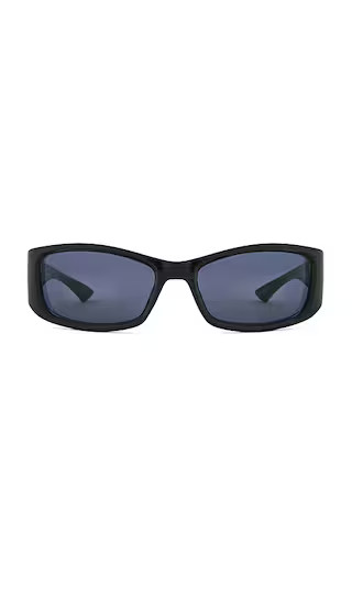 Du Jour Sunglasses in Black | Revolve Clothing (Global)