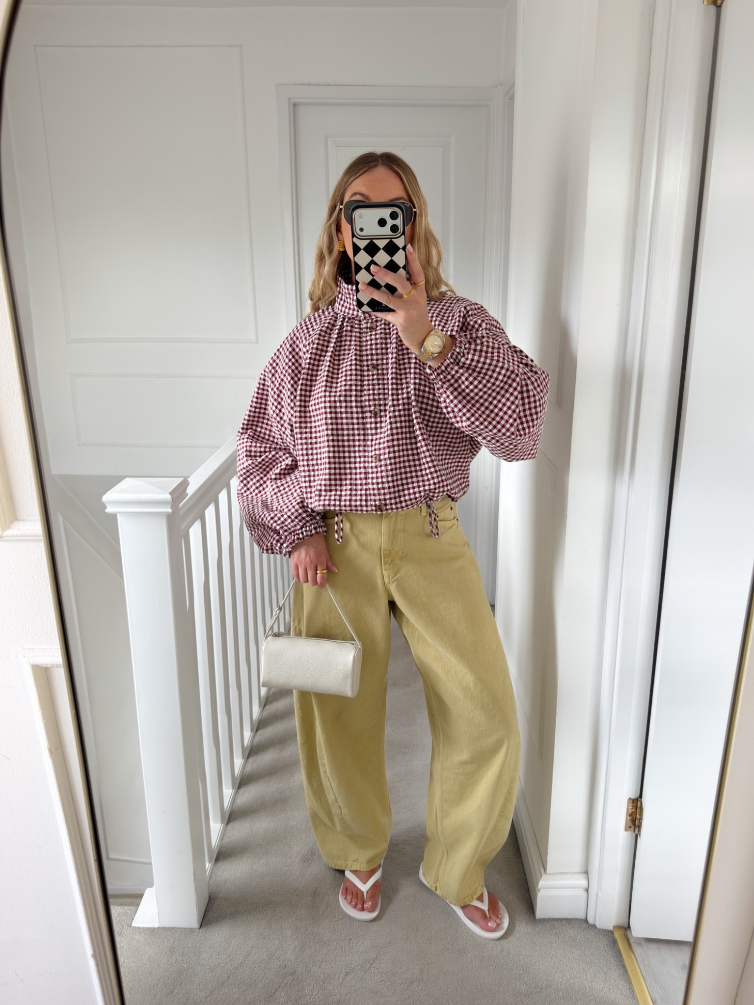 Transitional outfit idea 
Zara outfit 
Casual outfit

#LTKFashionMonth #LTKautumn #LTKjeans