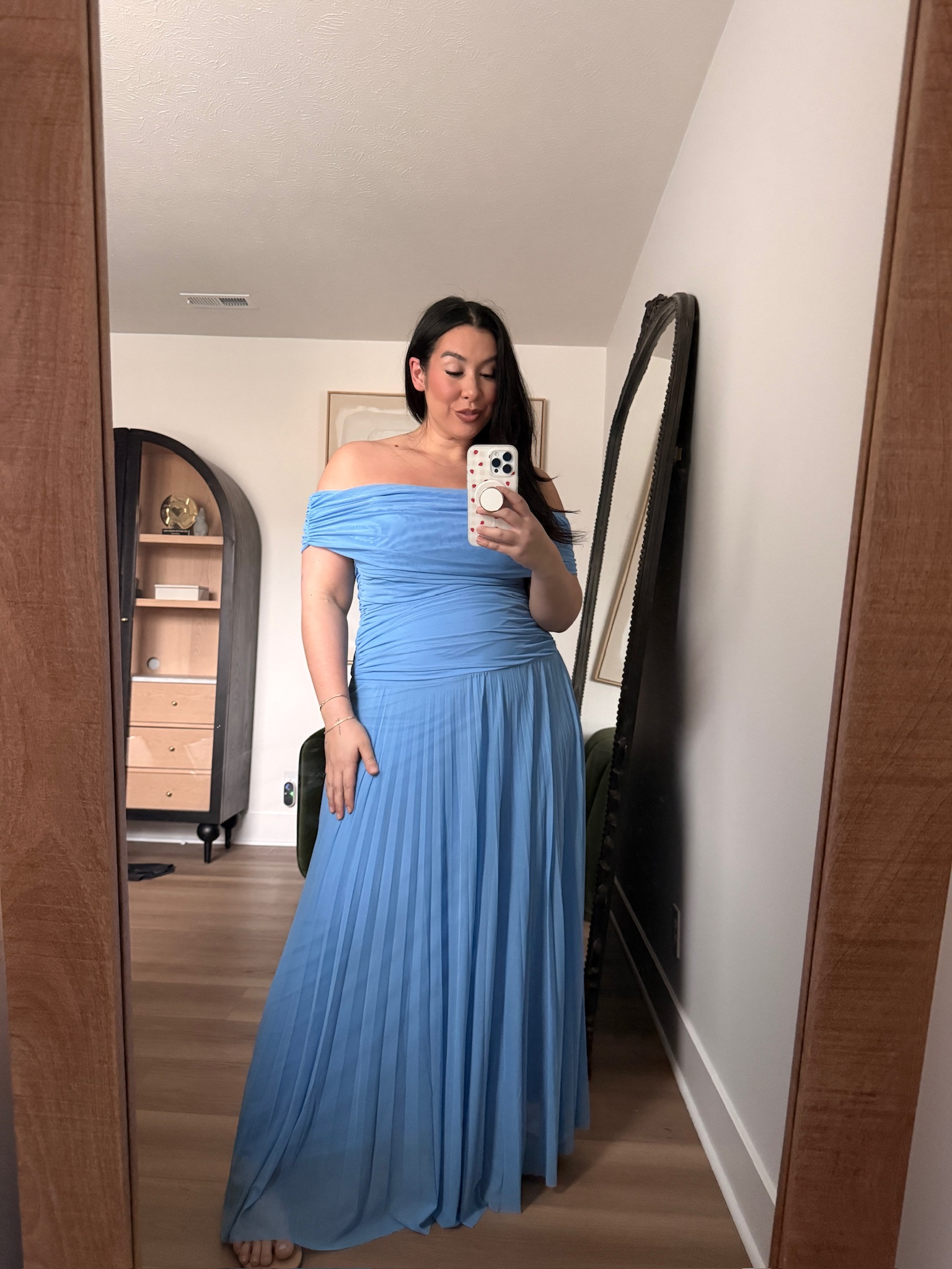 This smocked off shoulder dress is so flattering and on sale! Love the blue! 💙 Shop my midsize Abercrombie favorites on sale for 25% off with my exclusive in-app code! 
-
-
-
Abercrombie sale, LTK Spring Sale, Abercrombie midsize, Midsize spring, Midsize spring haul, Midsize sale, Dress, Spring Break Finds, Curvy, Sale, Easter @abercrombie 

#LTKSpringSale #LTKSeasonal #LTKMidsize