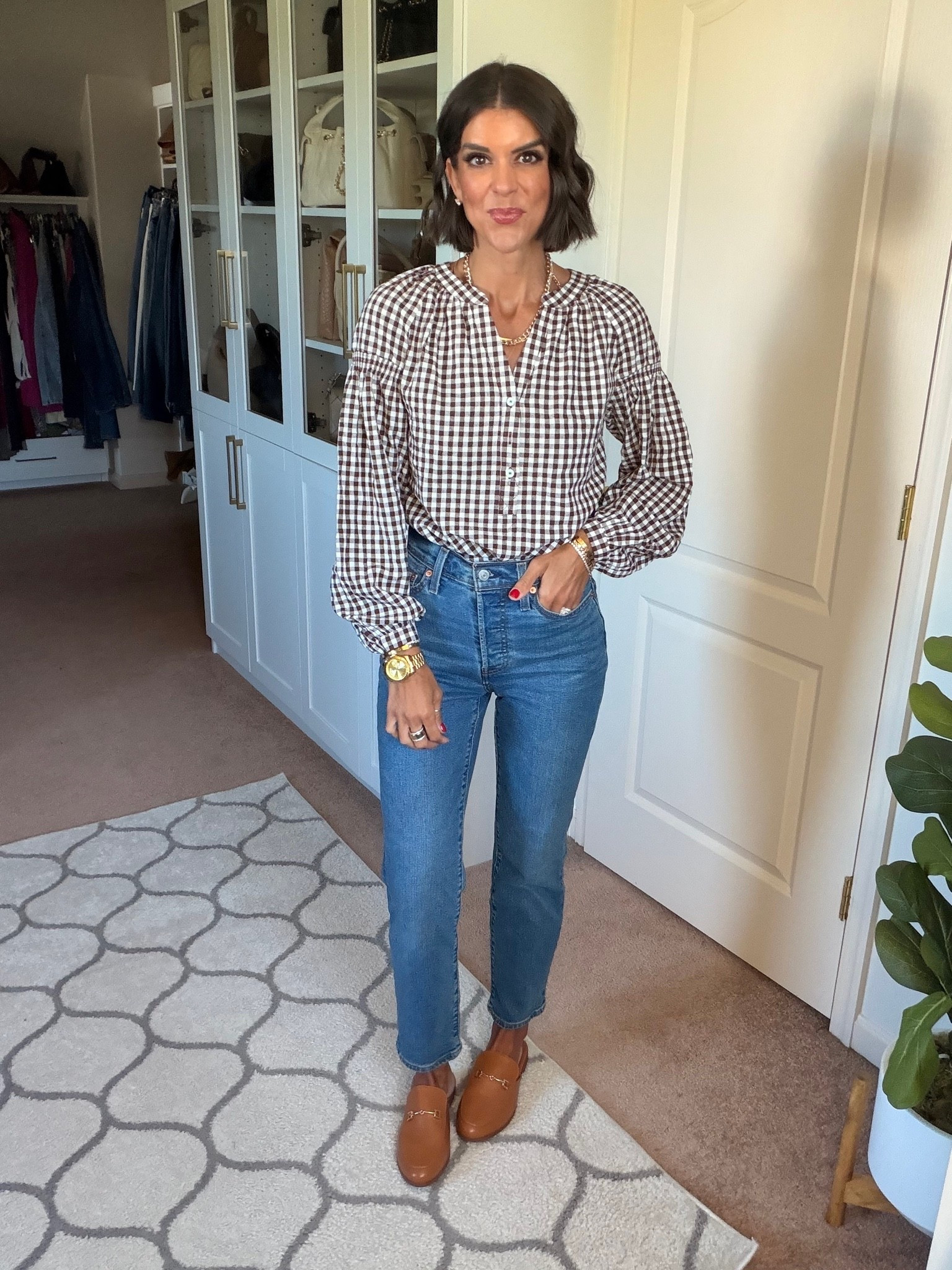 Size small in short sized up one in jeans

#LTKootd #LTKdayinmylife #LTKgrwm