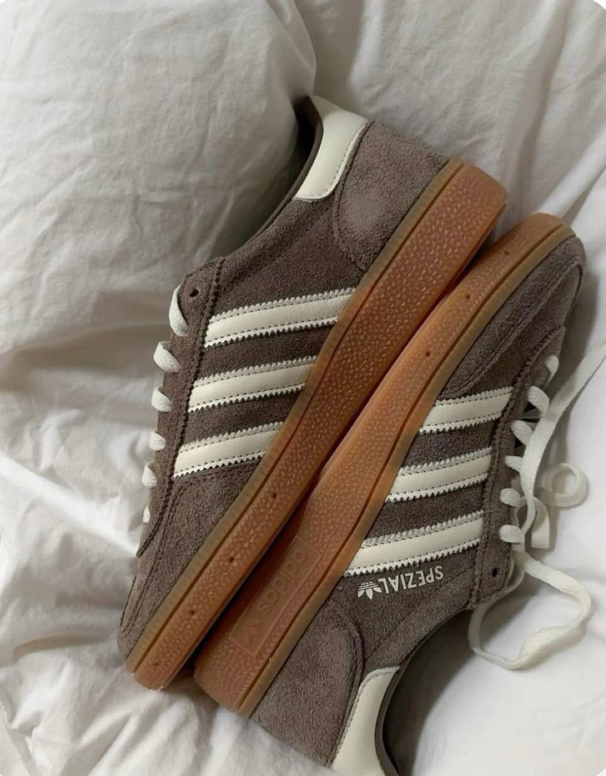 The perfect casual fall shoe 

#adidas #shoes #casual

#LTKStyleTip #LTKGiftGuide