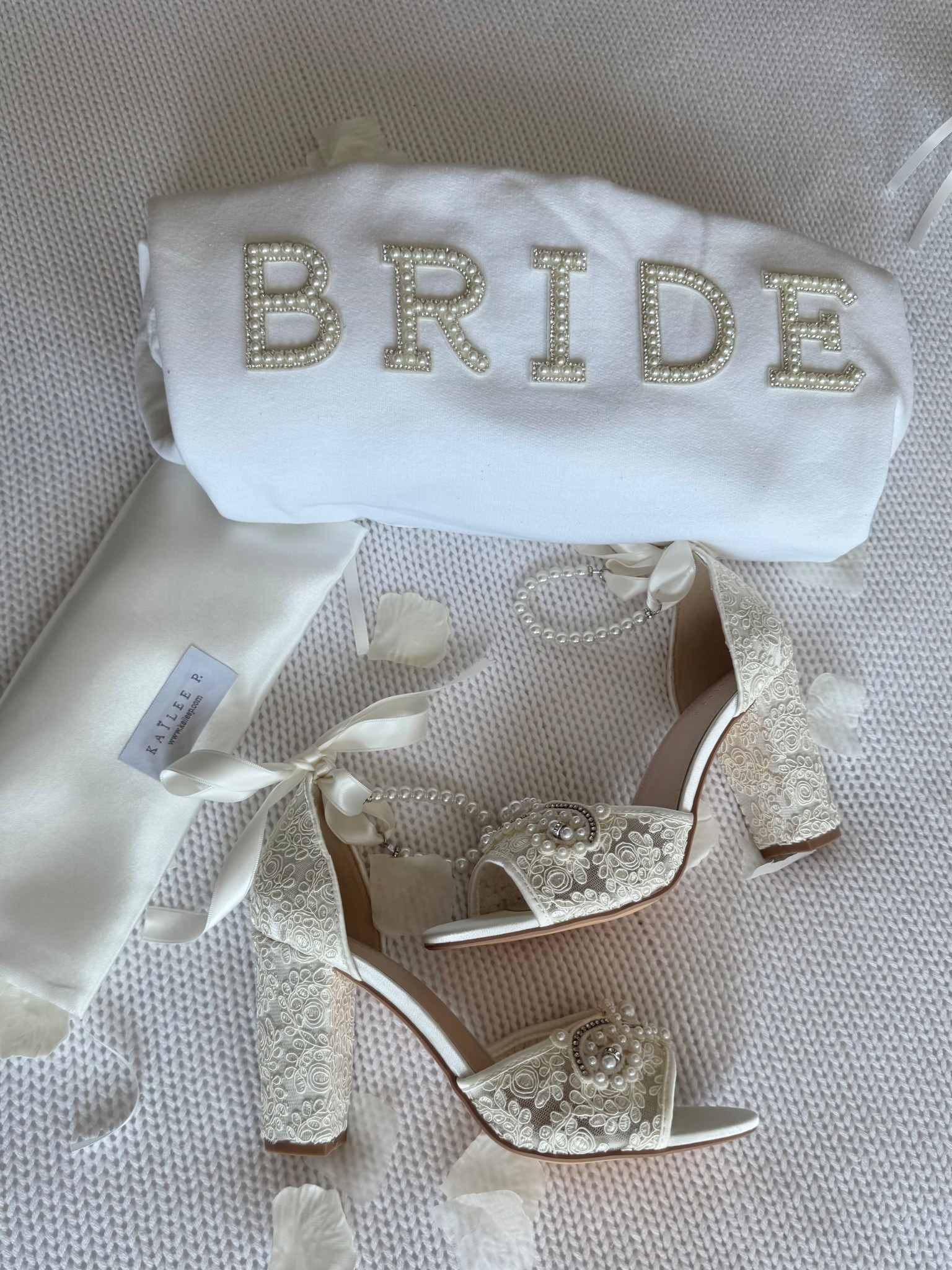 the most stunning bridal shoes!! 

#LTKWedding