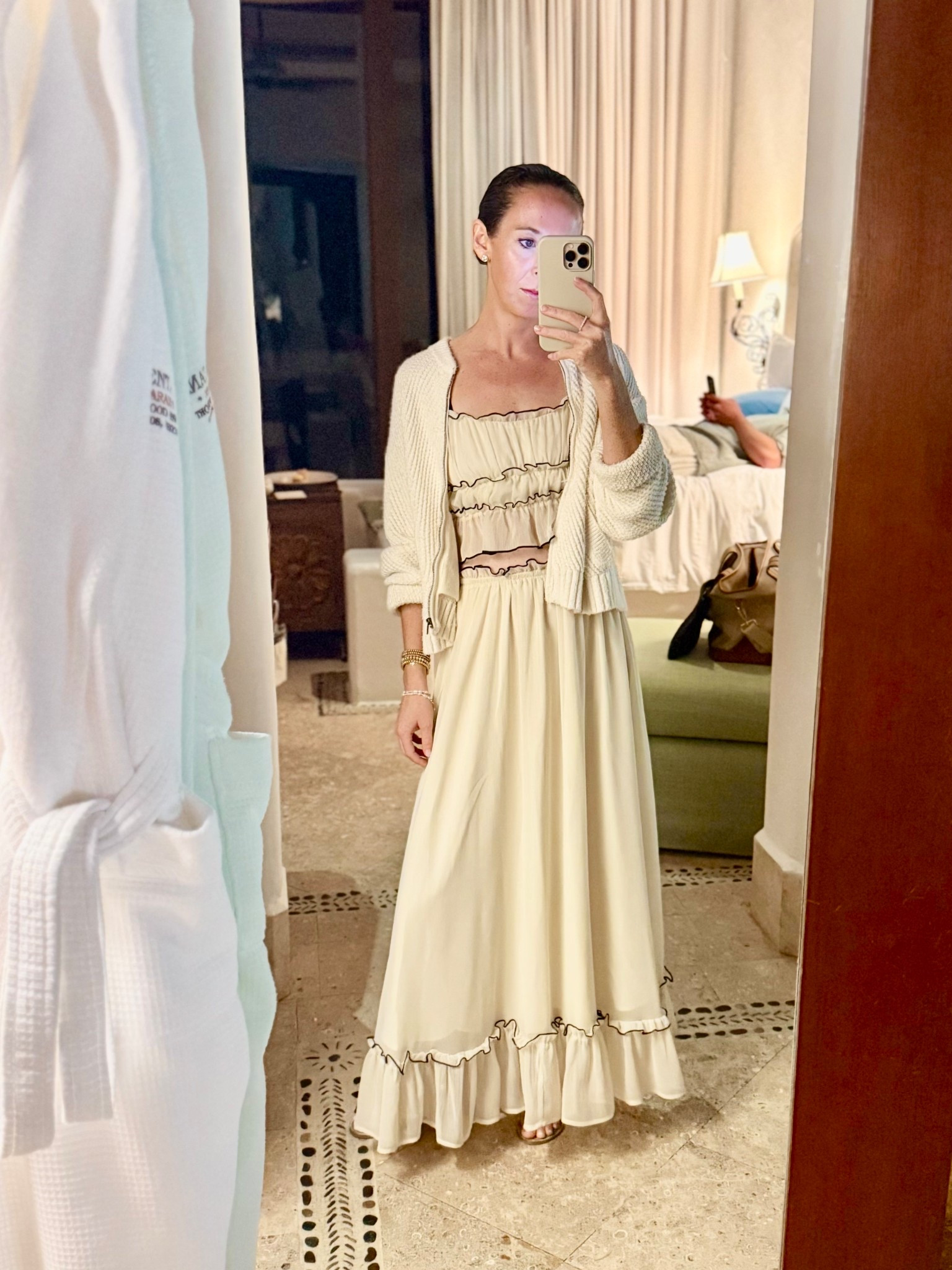 cabo night #amazonset #skirtset #twopiece 

#LTKStyleTip #LTKFindsUnder50 #LTKFindsUnder100