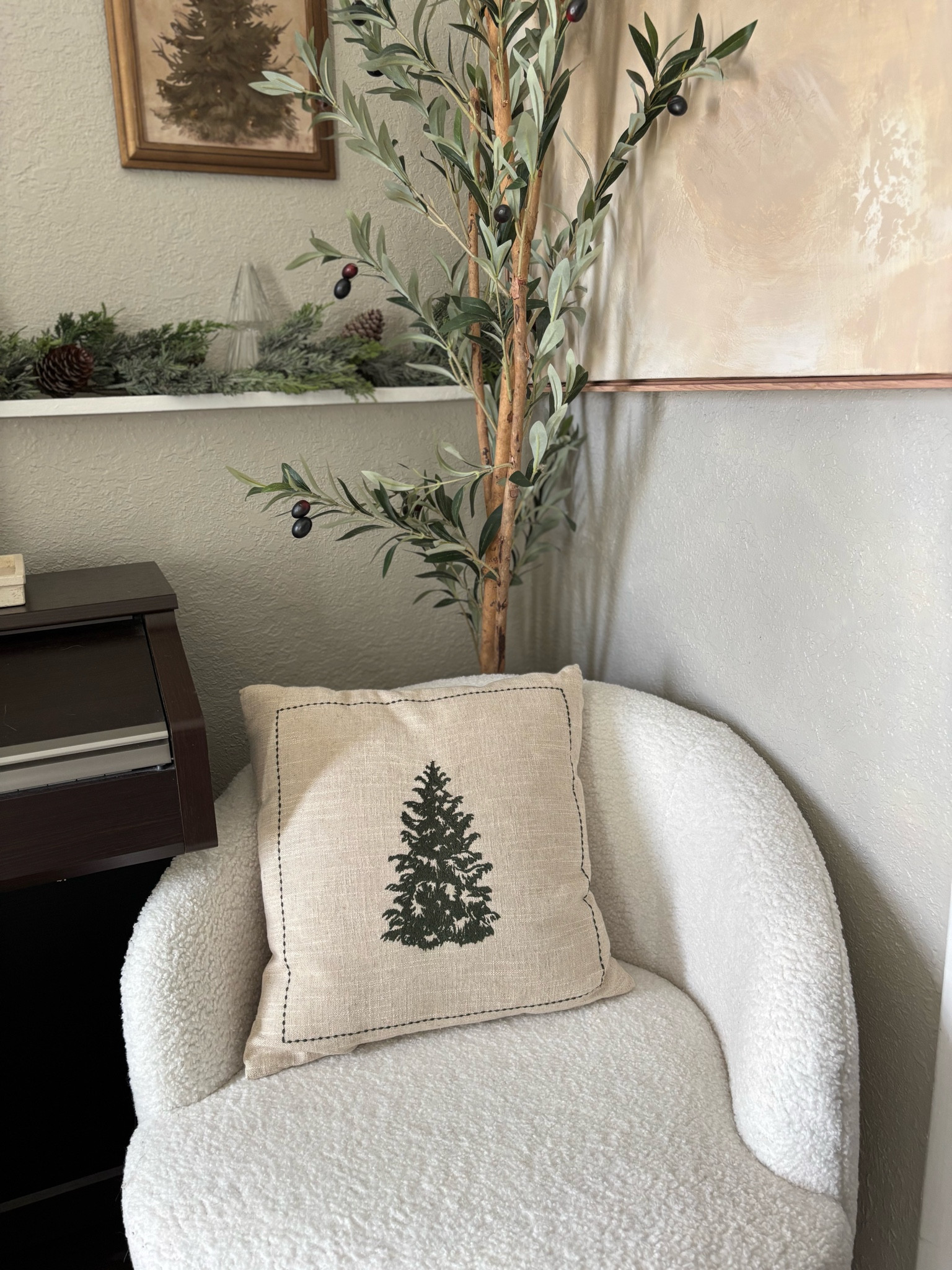 Christmas
Holiday decor
Target holiday decor
Target Christmas decor

#LTKHoliday #LTKHome #LTKSeasonal