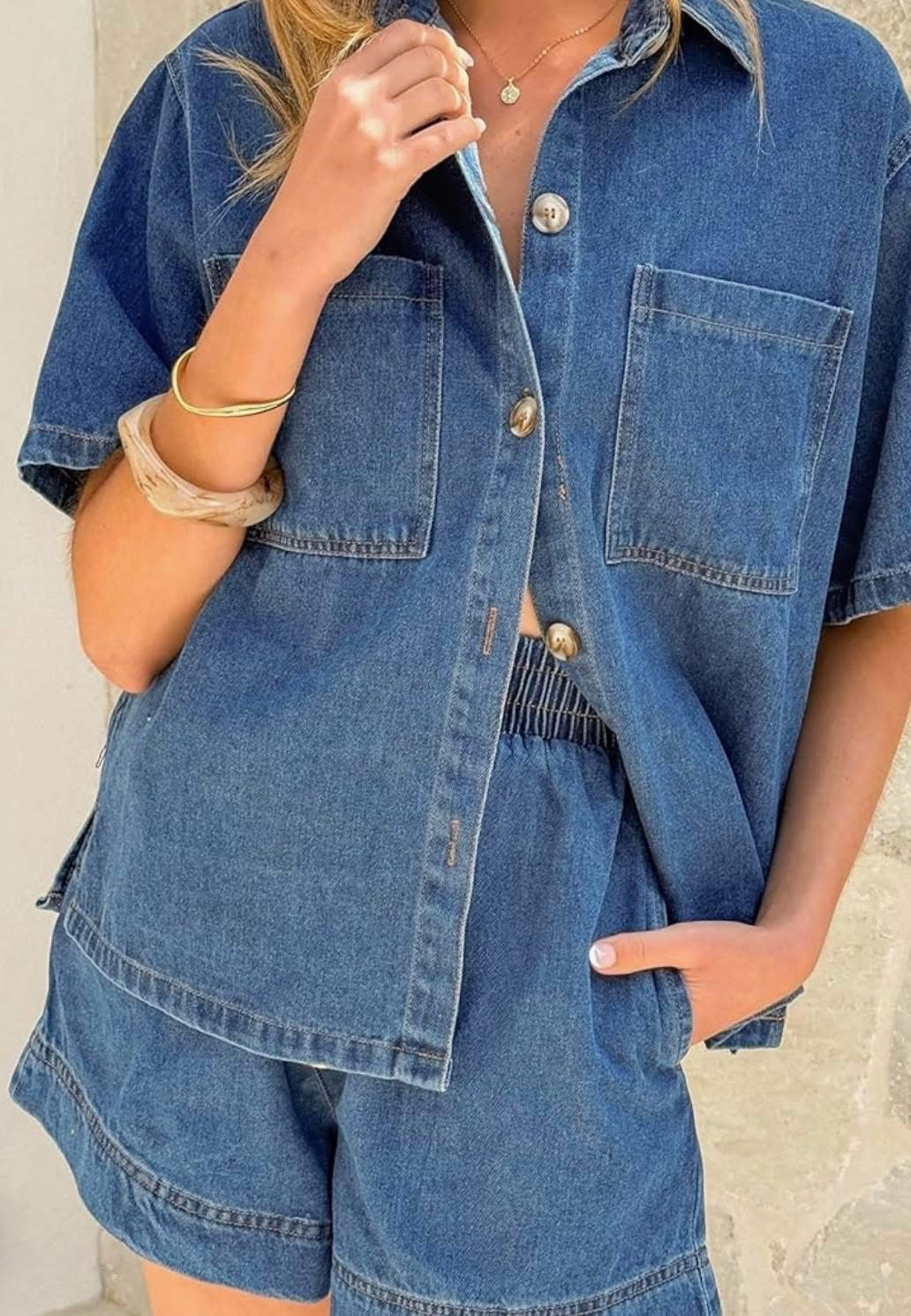 💙 DENIM SETS PSA 💙

Okay consider this your official heads up… these are going to be EVERYWHERE this spring 👀✨ Already totally trending and I am OBSESSED.

So many cute washes and there are QPONS to clip right now 🙌 Don’t wait on this one! 🔗👇🏼

#LTKgrwm #LTKOver40 #LTKootd