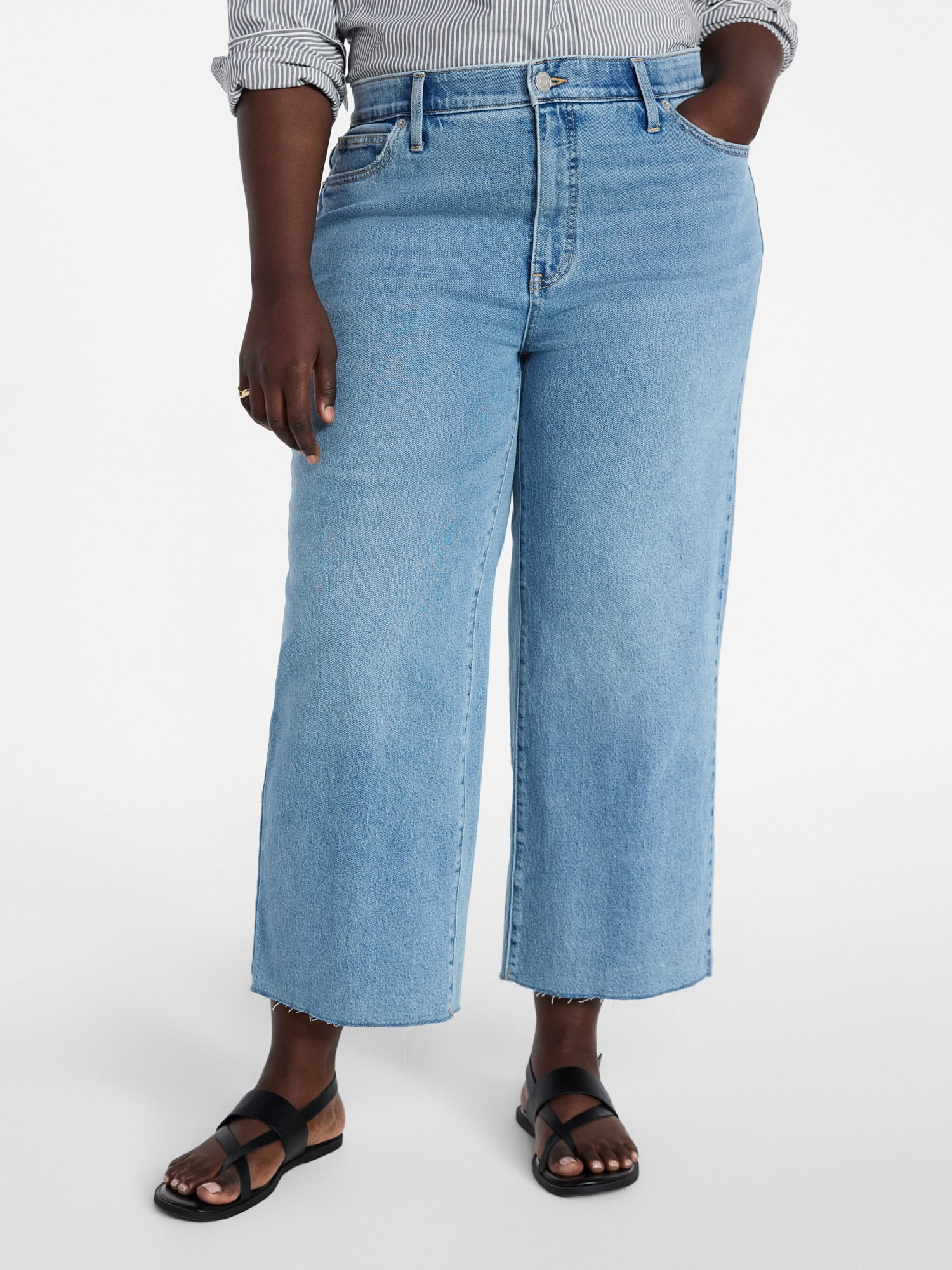 Terra & Sky Women's Plus Size Mid Rise Wide Leg Ankle Cut Hem Jeans, 26" Inseam, Sizes 16W-24W | Walmart (US)