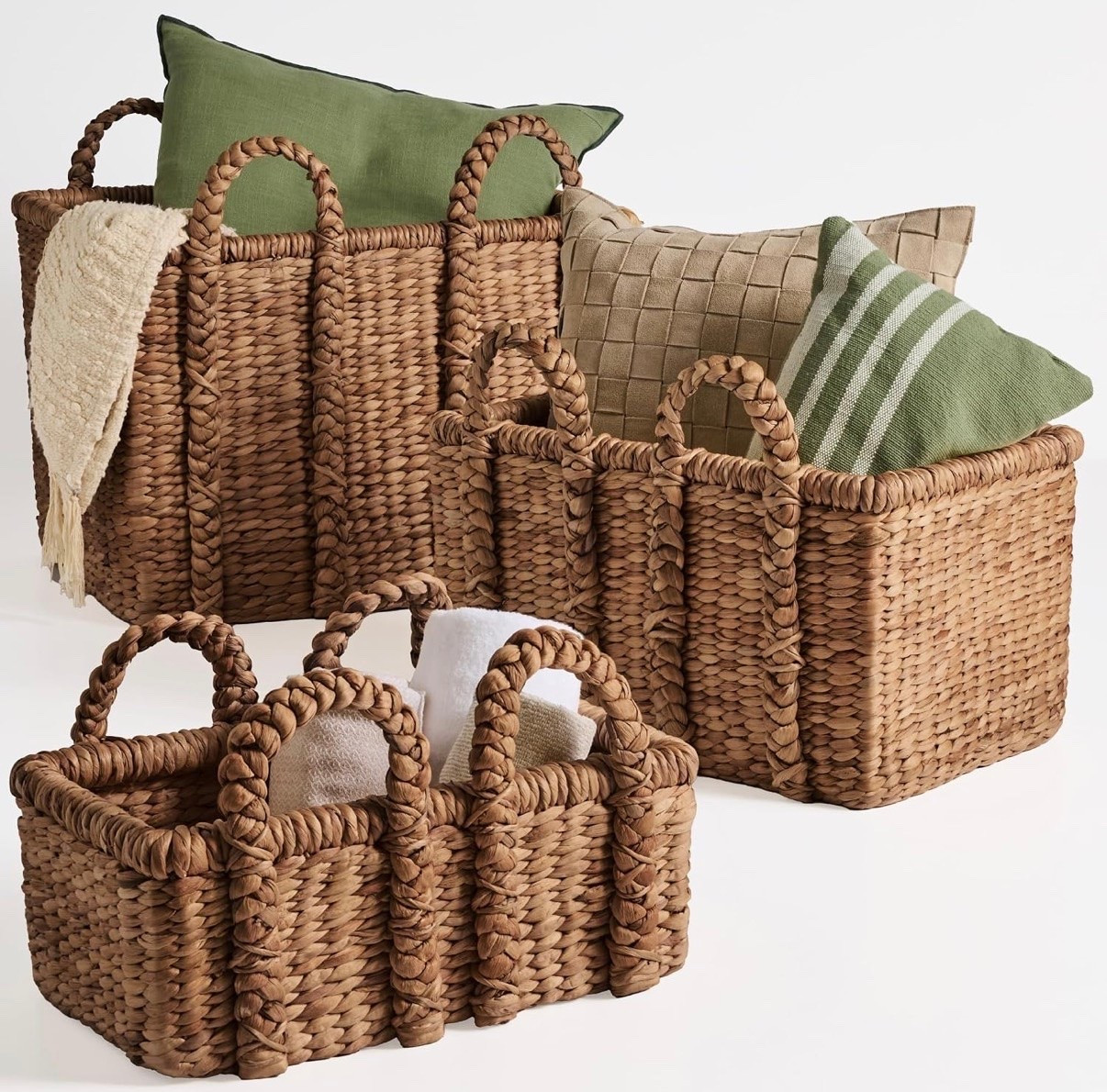 Best Choice Products 3Pc Shelf Baskets, Small, Large and XL Chunky Woven Wicker Rattan Storage Baskets w/Braided Handles, Organizer Bins for Blankets, Pillows, Shoes and Toys - Chestnut

Home goods

#LTKHome #LTKSaleAlert