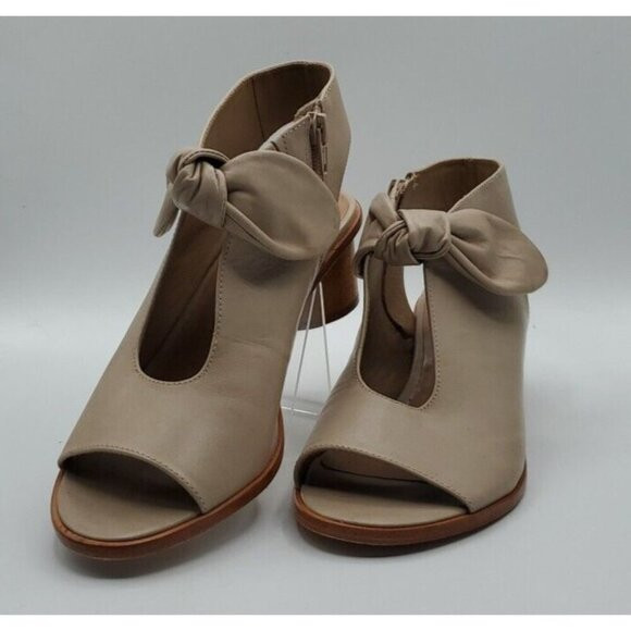 Bernardo Tan Beige Luna Lizzie Peep Toe Bow Wood Like Heel Sandal Shoes Size 7 | Poshmark