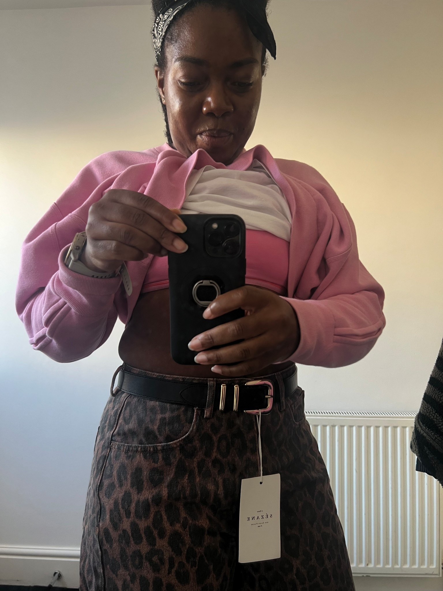 Barrel leg jeans, leopard print, animal print, denim, leather belt, black belt, autumn outfits

#LTKuk #LTKautumn #LTKover50style