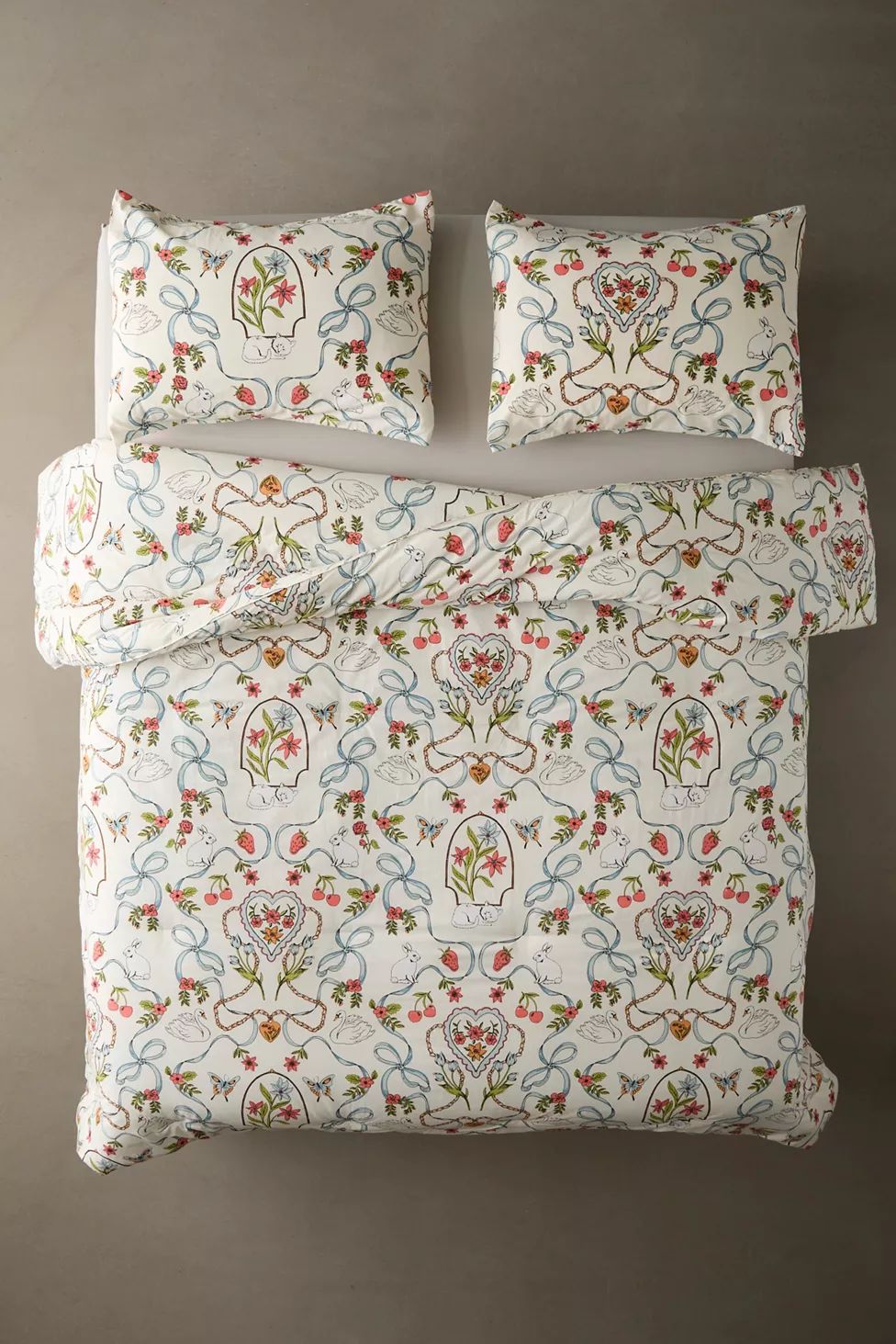 Aneira Bows Comforter Set | Urban Outfitters (US and RoW)