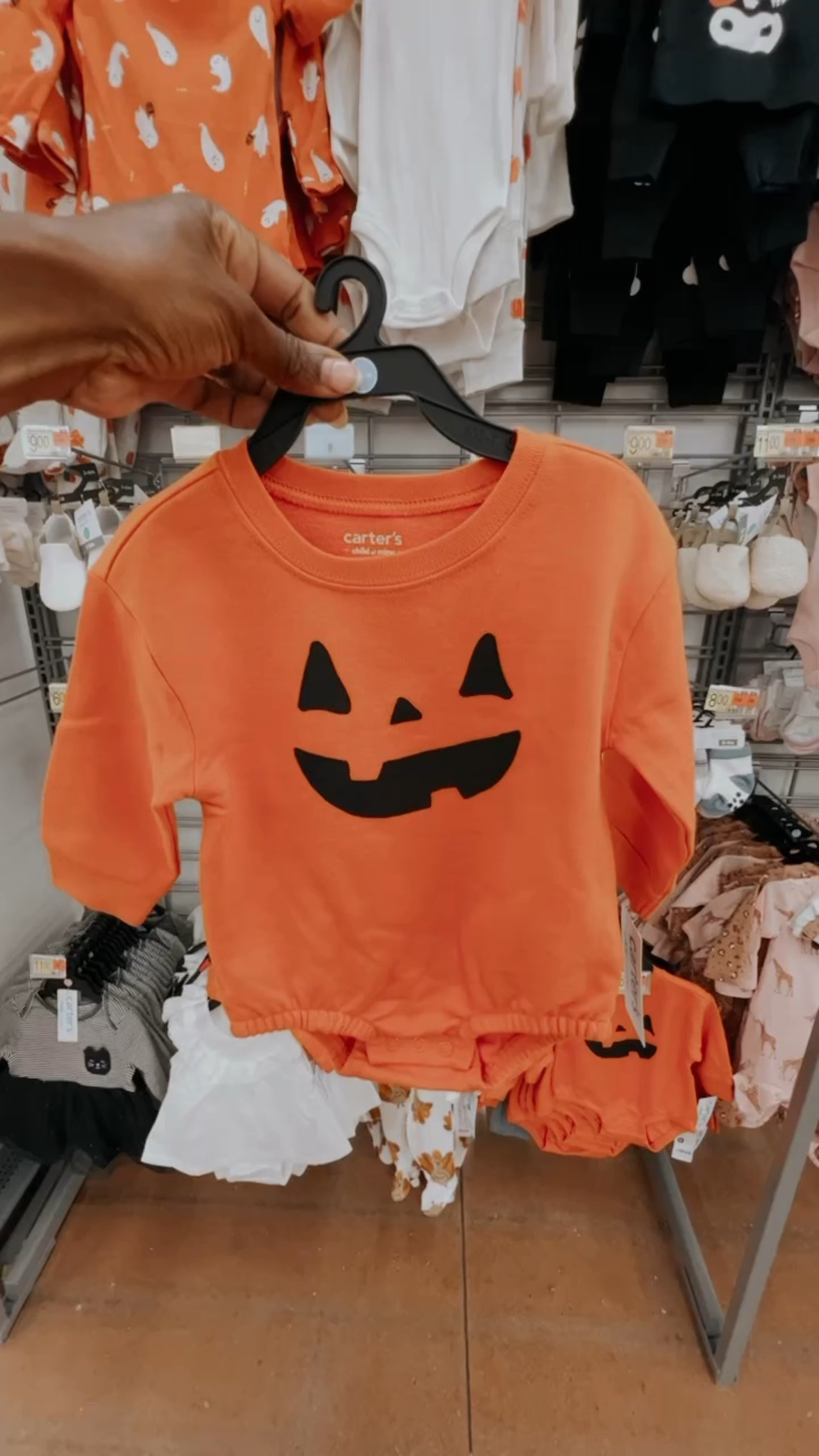 Confession 😳
.
I’m not a Halloween person. I’m not into ghosts or spooky themes, but I love everything pumpkin 🎃 I rounded up some of the cutest pumpkin outfits for #autumn 


#LTKBaby #LTKSeasonal #LTKKids