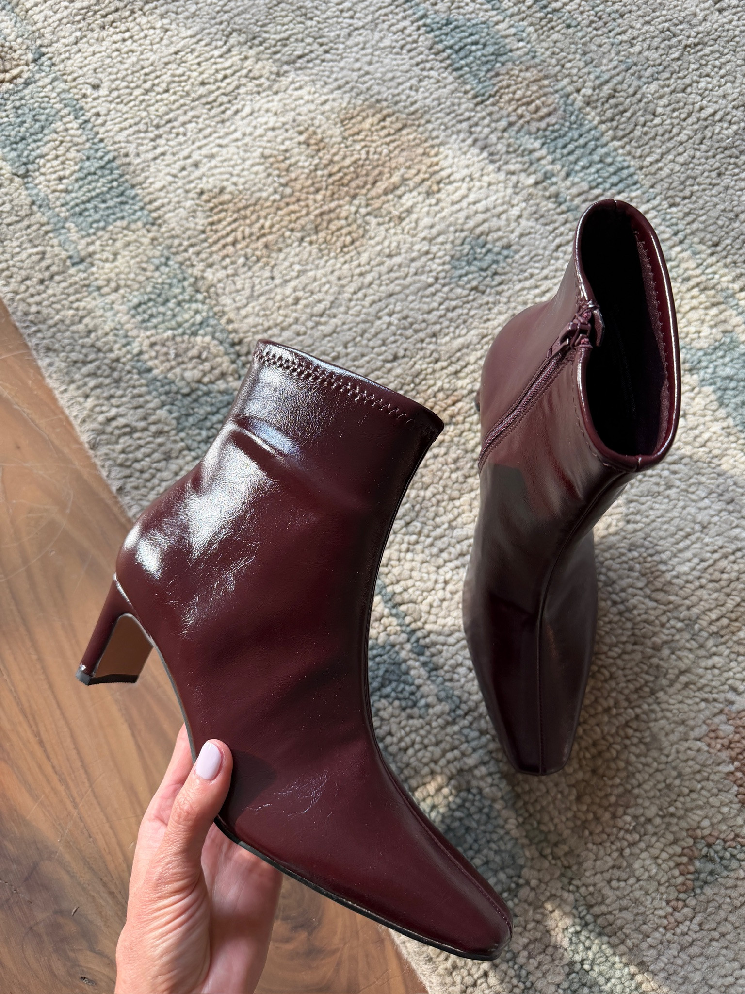 I am so impressed with these burgundy boots from Target! The color is gorgeous! Such a great boot to have for the fall!

Loverly Grey, boots, fall boots, burgundy boots, Target, Target shoes, fall shoes 

 #LTKSeasonal
