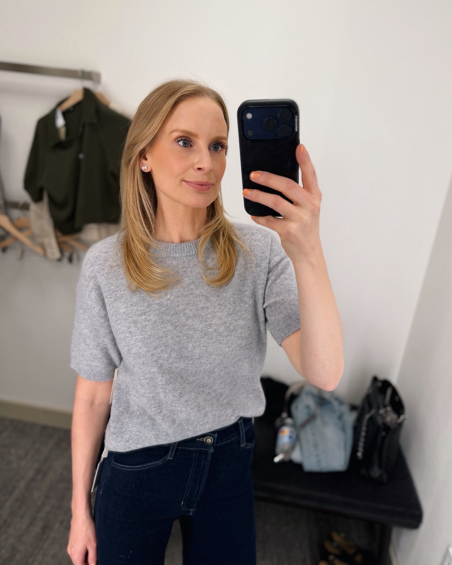 Cozy cashmere sweater and stretchy dark wash jeans for fall! Swipe for another pic! Wearing the small in the sweater and 27 in the jeans. #nsale #nordstrom #anniversarysale

#LTKSaleAlert