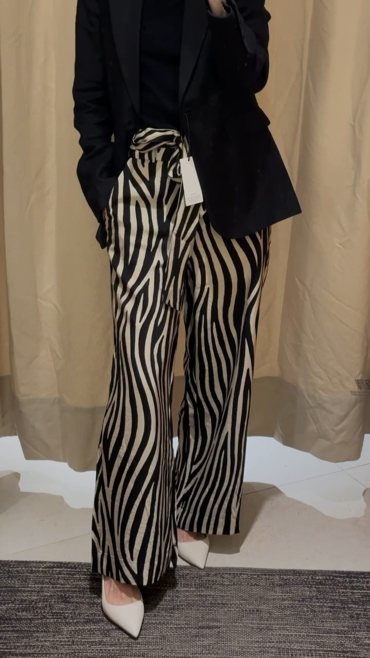 Your wardrobe is in need of an animal print update this spring-summer season 🖤 I’ve chosen zebra-inspired print pants & styled them with black linen blazer, & white heels. I’ve linked similar trousers as alternatives.  

Tags: Mango new-ins, Mango new collection, Mango new arrivals, spring look, spring outfit, casual look, spring fashion, spring style, easy styling, simple everyday look, chic & basic outfit, primavera, effortless, Parisian look, casual outfit, office look, city break look, brunch outfit, capsule wardrobe, beachwear, summer style, holiday outfits, high street, animal print, zebra print, graphic trousers.

#LTKVideo #LTKstyletip #LTKfindsunder50