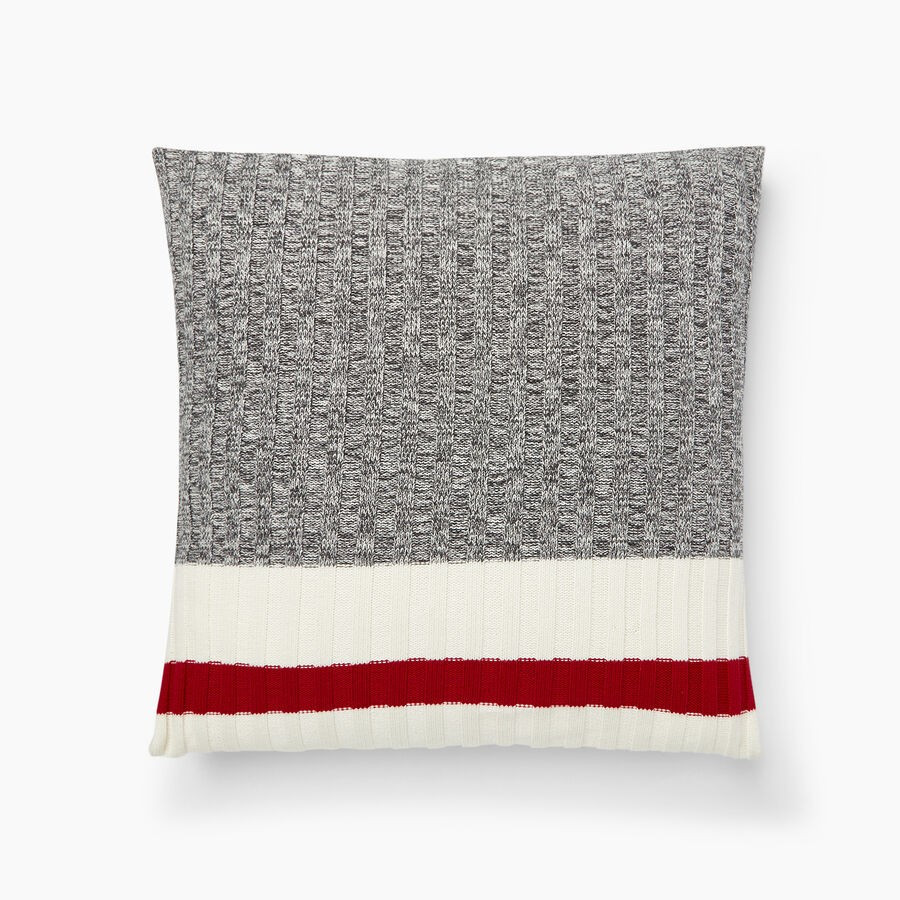 Roots Cabin Pillow | Roots (CA)