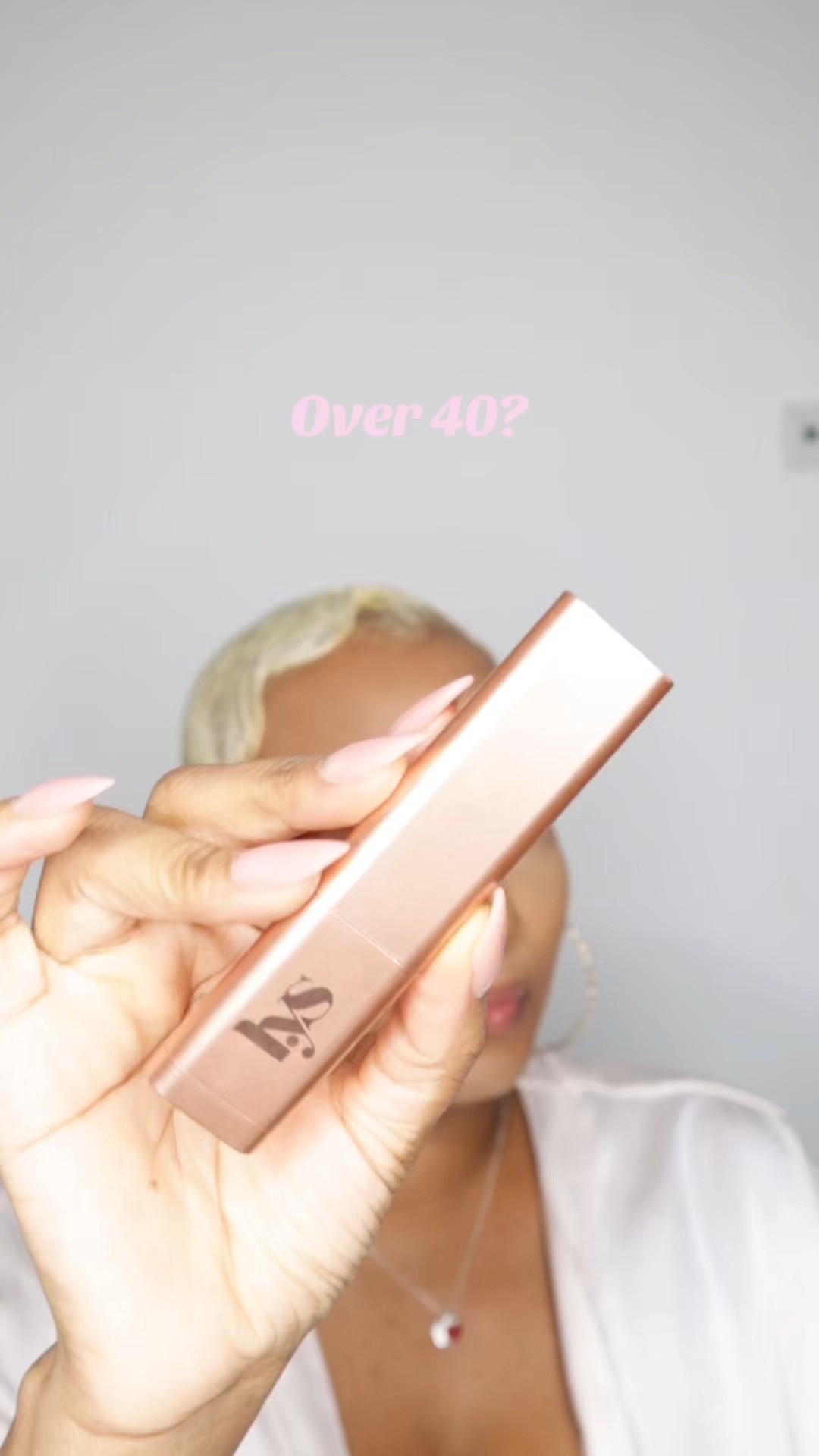 ✨Watch how I contour with my fav contour stick from LYS Beauty now that I’m over 40✨ 

Shade: Strength

Contour for dark skin 
Bronzer for dark skin
Makeup over 40
Bronzer stick 
Contour stick 

#LTKOver40 #LTKWatchNow #LTKBeauty