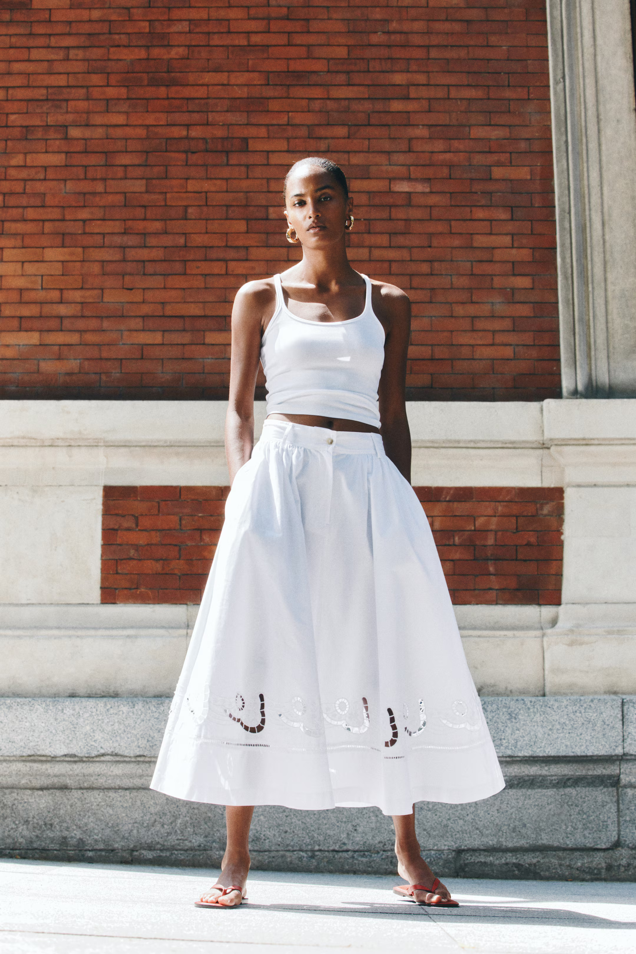 Falda con bordado inglés - Blanco - MUJER | H&M ES | H&M (FR, IT, ES, PT, BE)