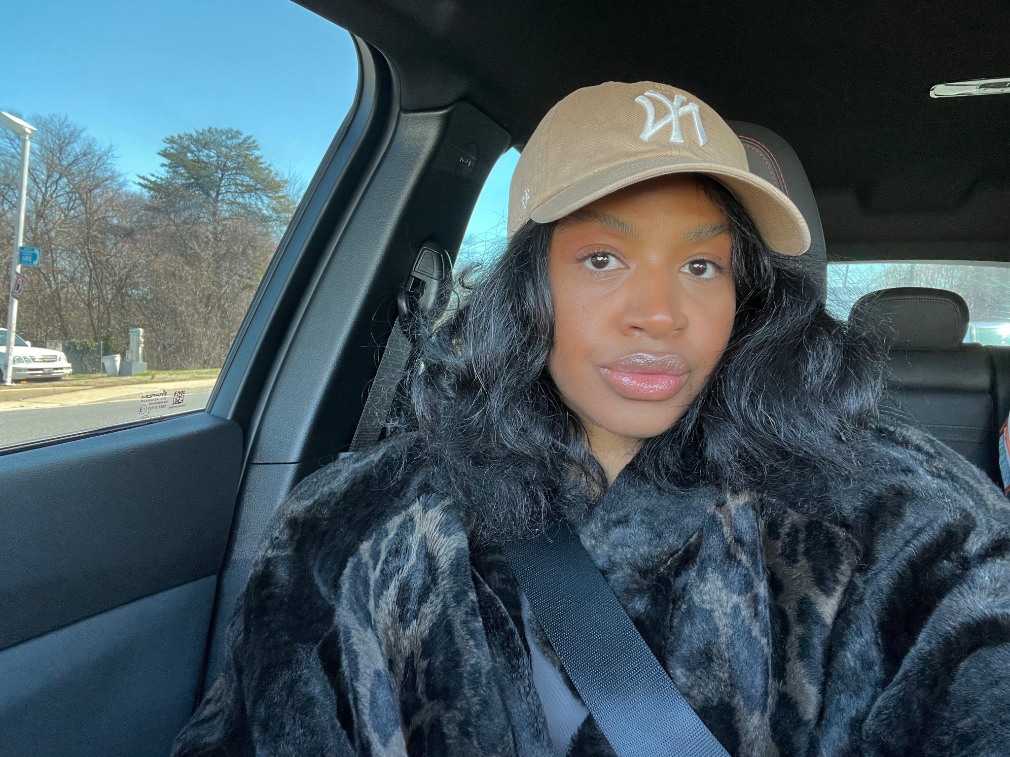 Grandmas fur coat and yankee hat type of day 

#LTKStyleTip #LTKFindsUnder50 #LTKFindsUnder100