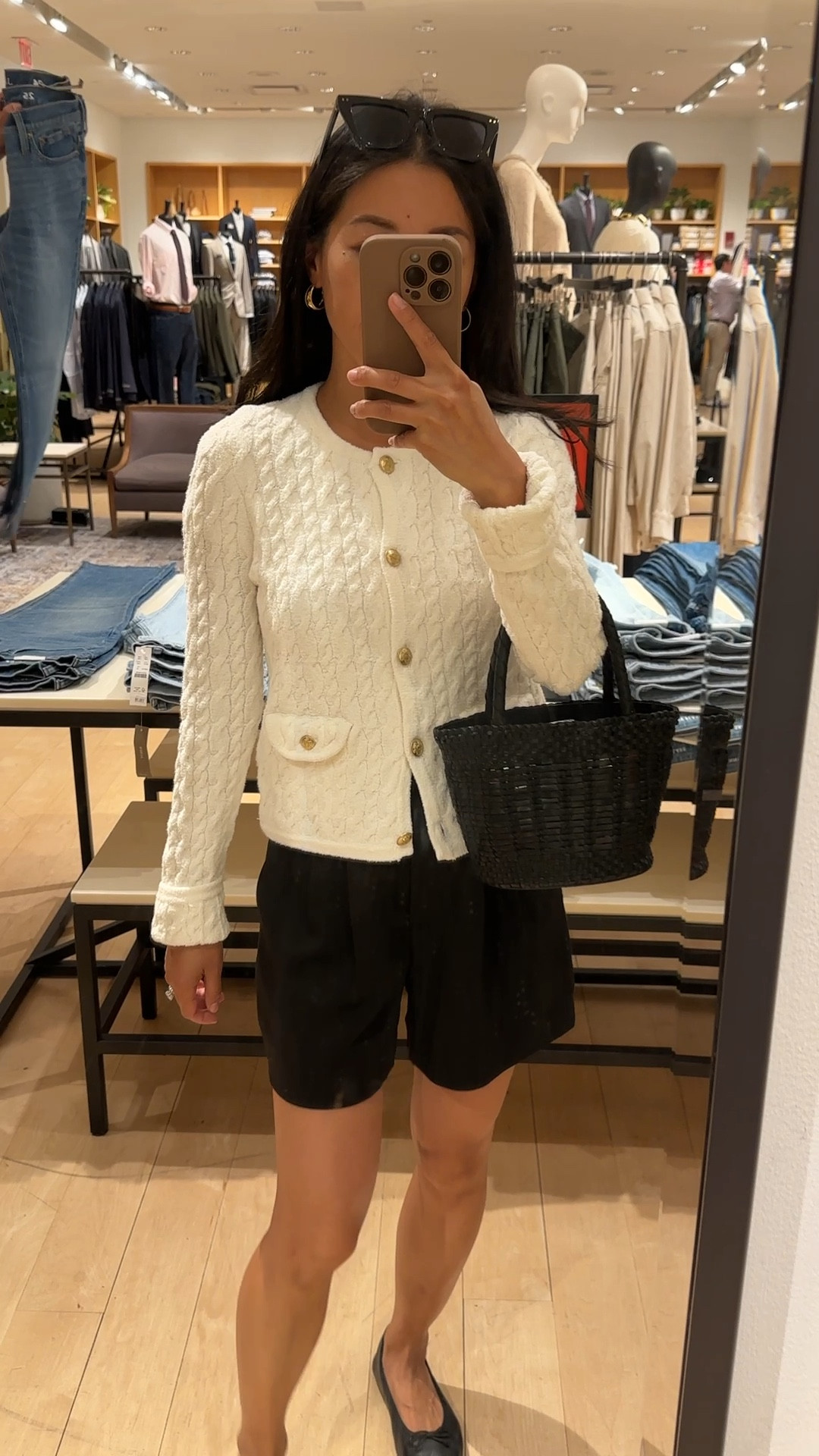 On sale - Trying on jcrew cable cardigan xxs

Beautiful texture , details , buttons and ivory white color. Xxs is slim fit on me and good in the torso but sleeves are long. I would wear the extra sleeve length folded under so that it’s hidden, but just wanted to show the amount of extra length 

Quince crepe shorts 0 (tts, loose on me )

Jcrew woven bag, old 

#LTKfindsunder100 #LTKworkwear #LTKsalealert