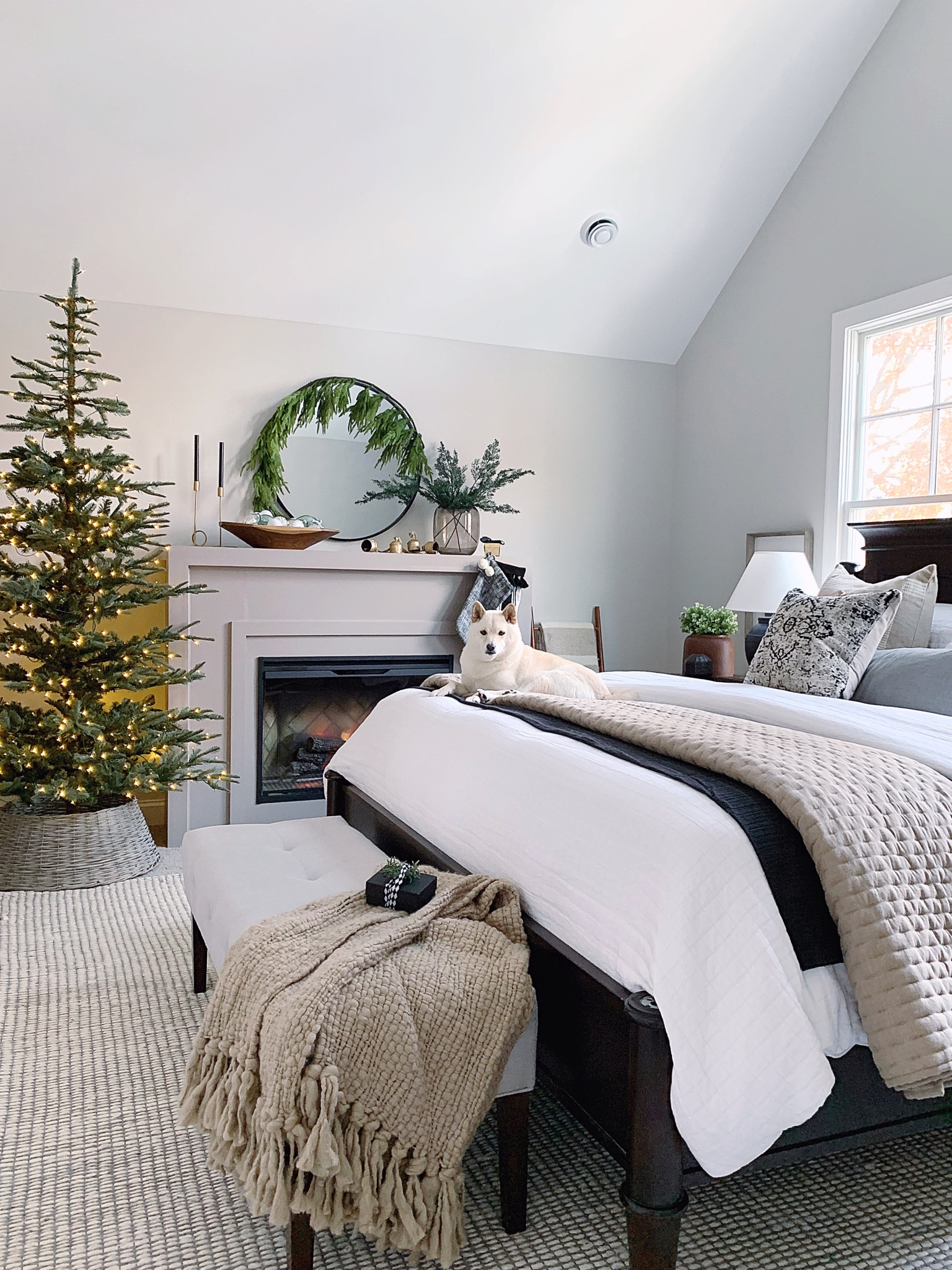 Christmas bedroom is so cozy with a tree and garland. 



#LTKhome #LTKSeasonal #LTKHoliday