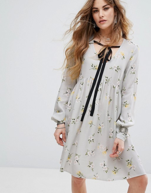 Nobody's Child Smock Dress In Ditsy Floral Smock Dress With Contrast Tie | ASOS US