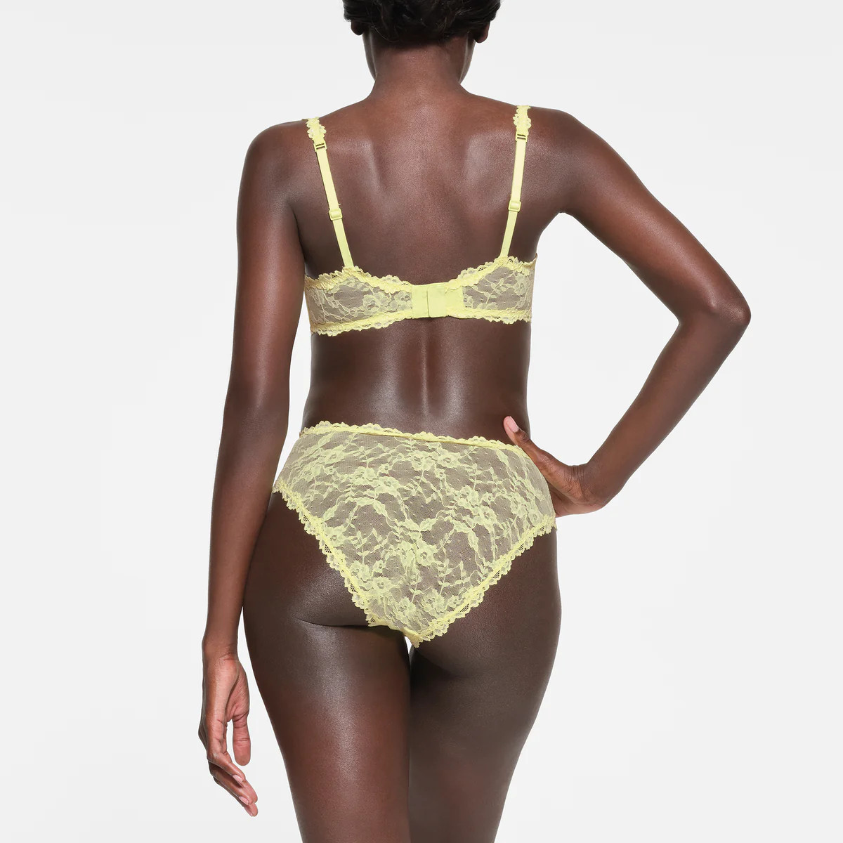 STRETCH LACE | SKIMS (US)