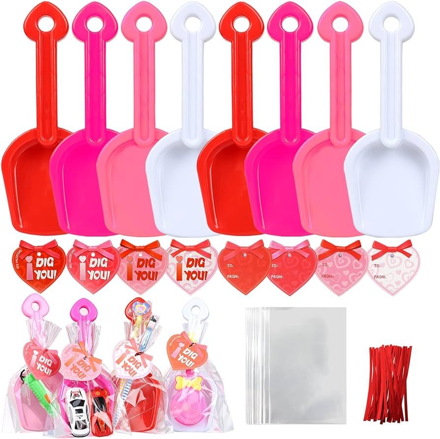 Giiffu 28PCS Valentine Plastic Shovels Toy with I DIG YOU Love Tags, 28 Candy Bags with Ties for ... | Amazon (US)