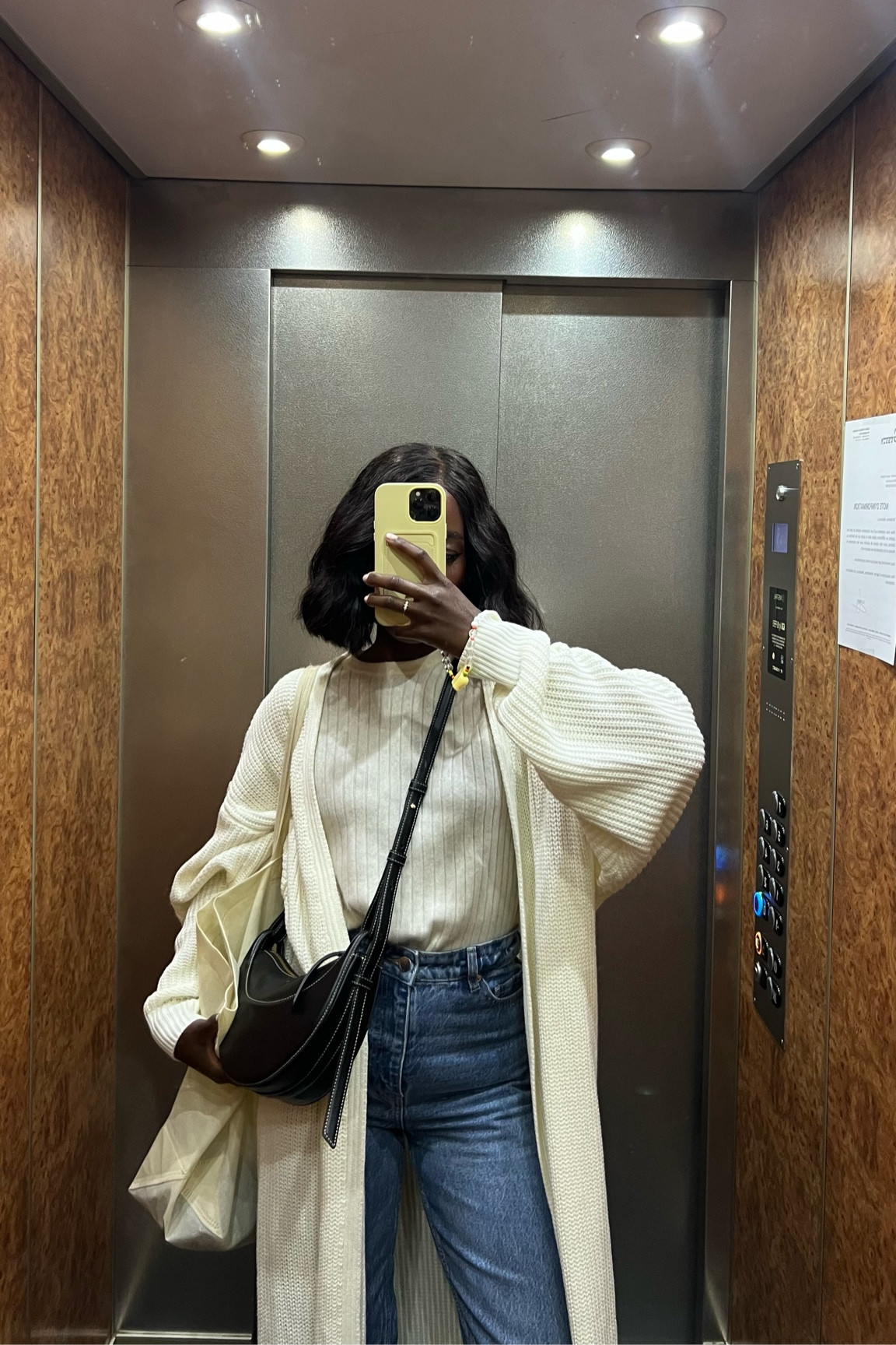 Cardigan season is coming Back 