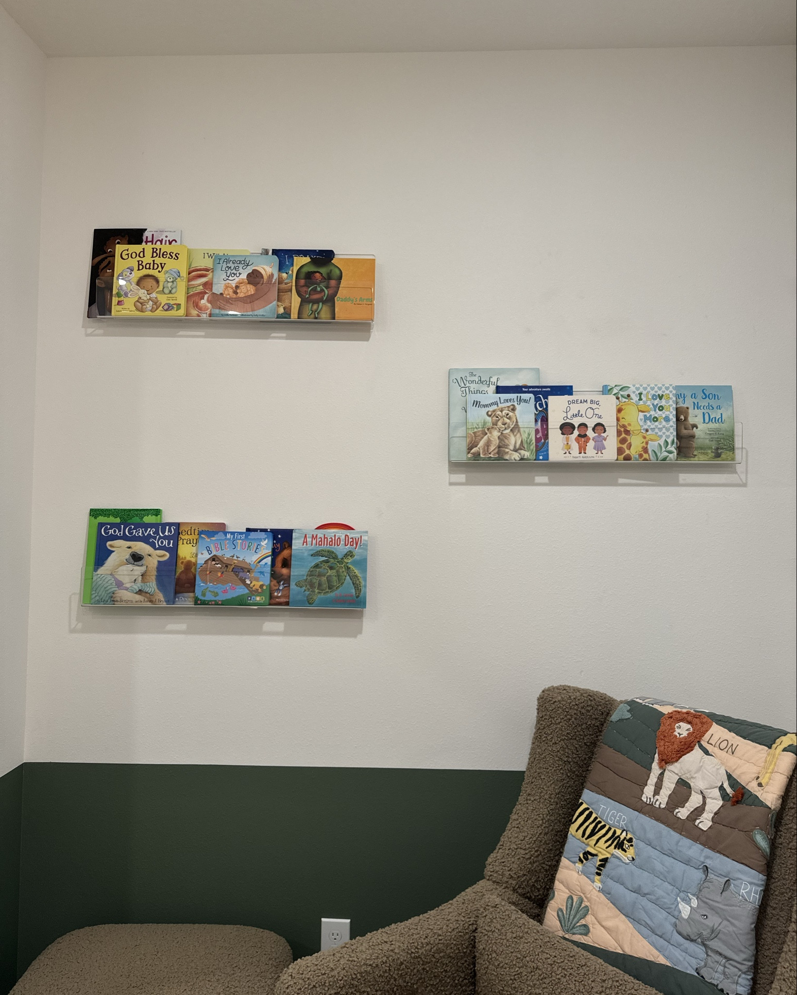 Nursery bookshelves ✨🤍 we have the pottery barn acrylic shelves but I linked an Amazon alternative!!! 

#LTKBaby #LTKFamily #LTKHome