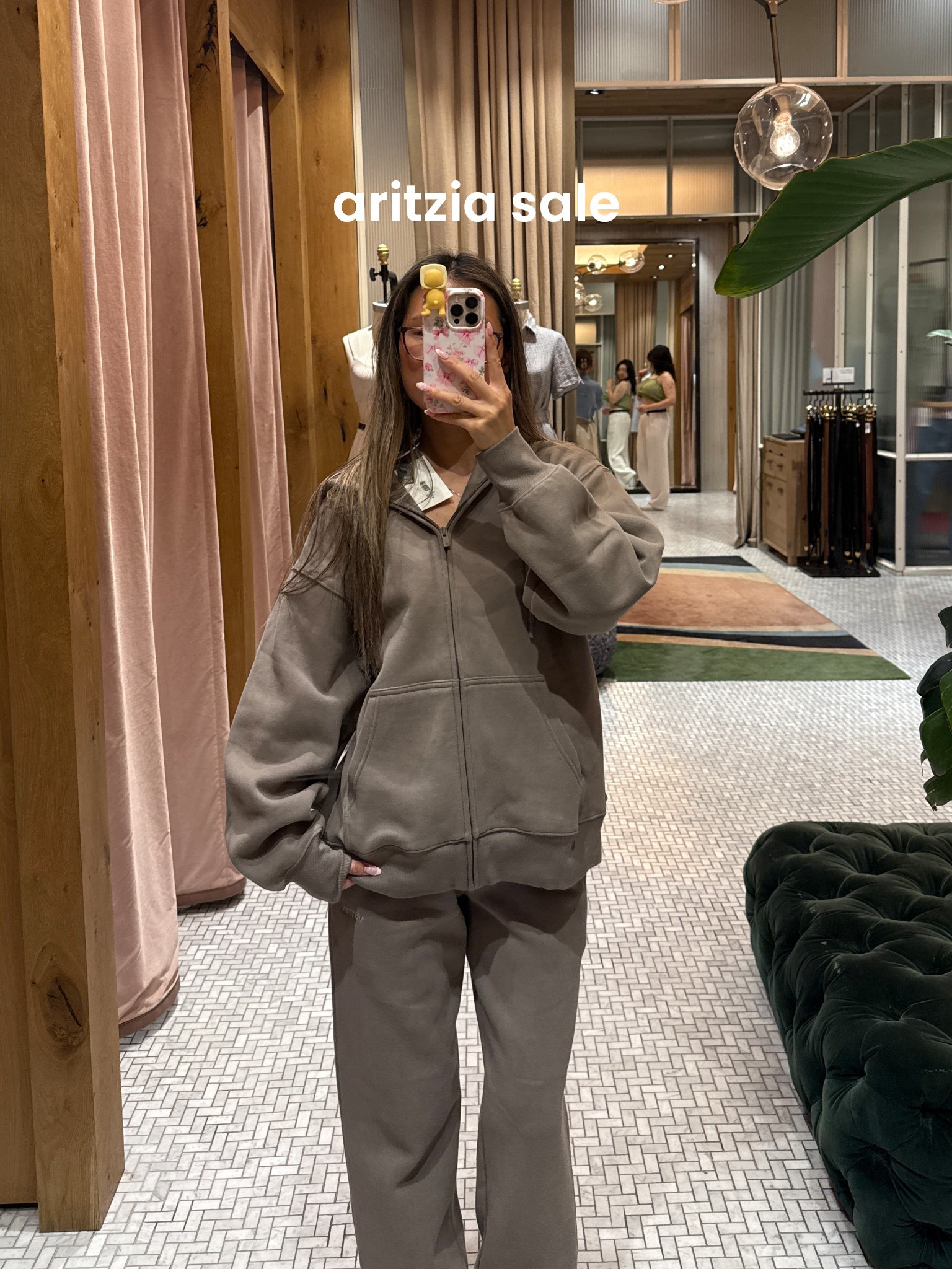 aritzia sweat fleece set on sale! jacket was 40% off and sweatpants were 30% off! 

wearing a small in the top and 2xs in the pants! 

aritzia finds, aritzia set, aritzia sale picks, aritzia clientele sale, matching sweat set, neutral set

#LTKSaleAlert #LTKPetite #LTKStyleTip