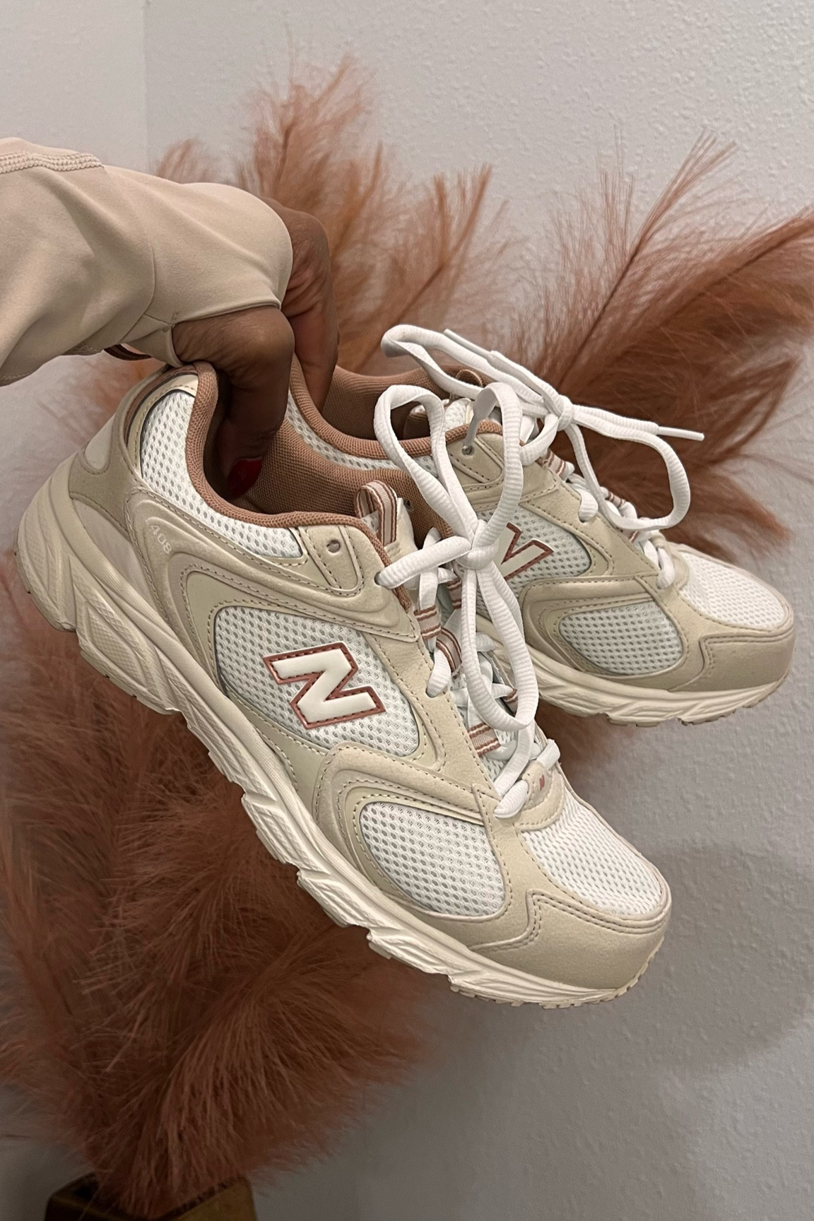 Absolutely chic & sporty shoes for both the gym and everyday! Love these New Balance 408s ❤️

#LTKFindsUnder100 #LTKActive #LTKStyleTip