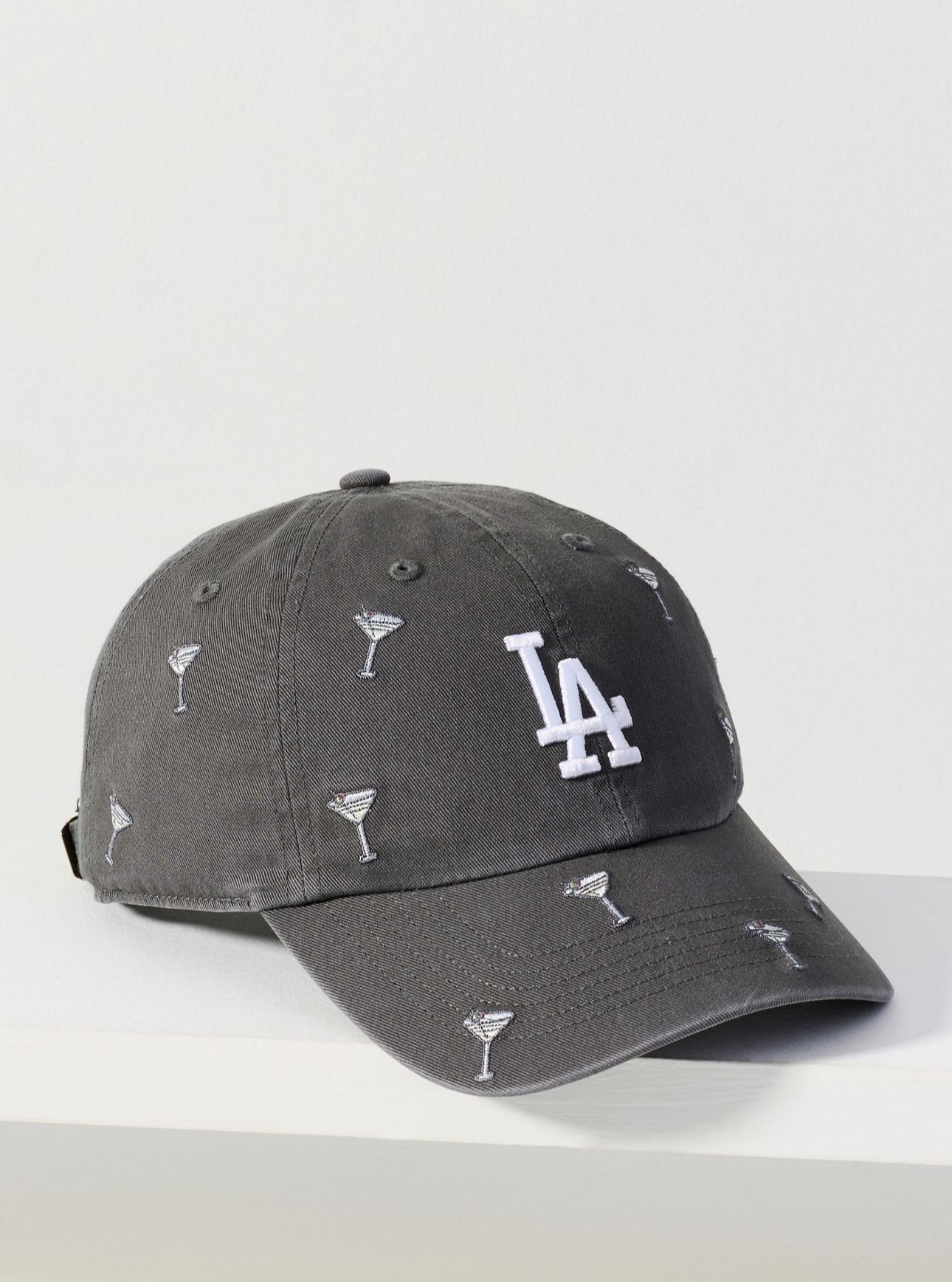 Anthropologie: '47 Scatter Drink Icons MLB Baseball Cap

What’s better than the perfect baseball hat? Just add some cocktails of course! 

#LTKTravel #LTKGiftGuide #LTKActive