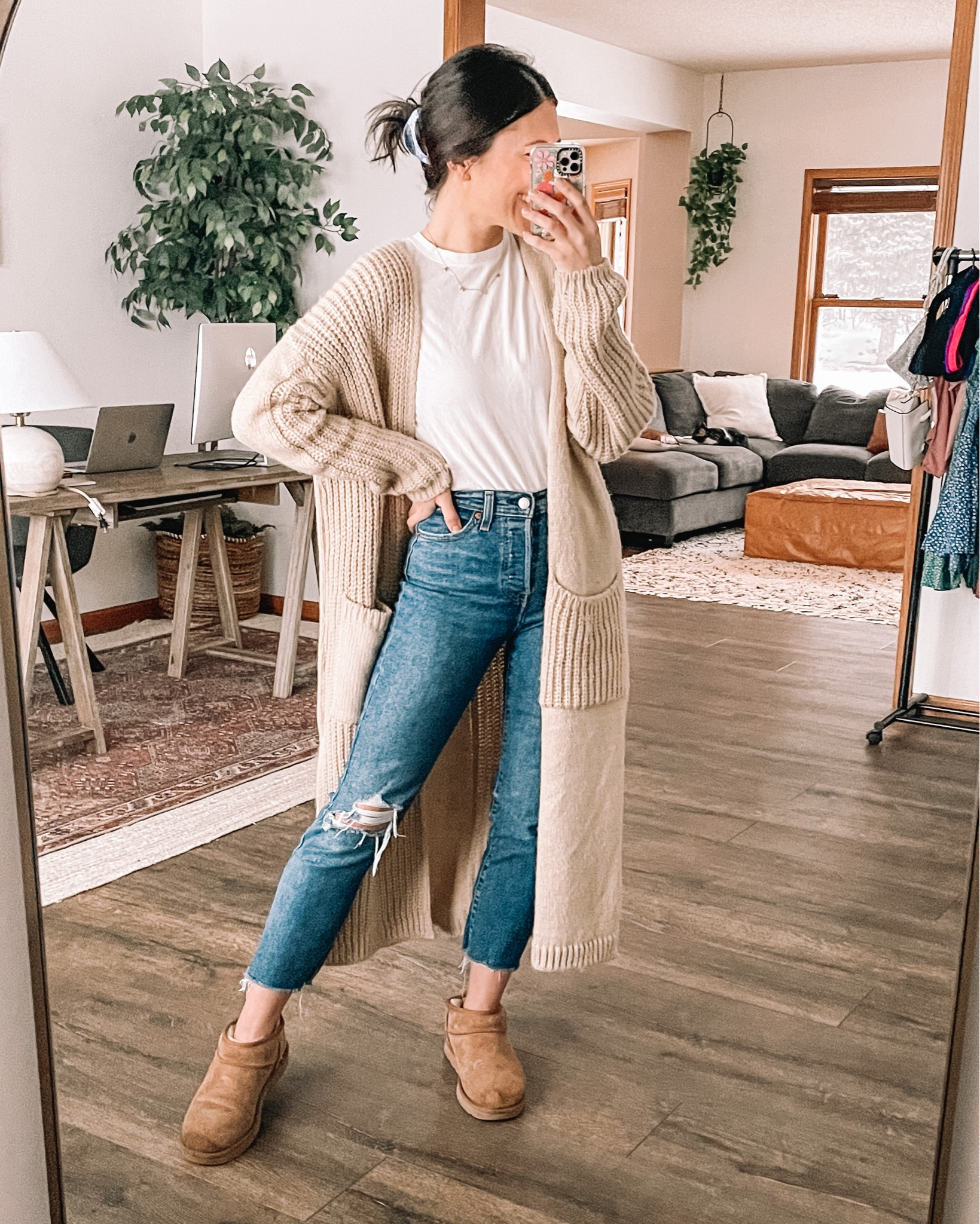 Casual outfit with topshop cardigan, xs 

Levi jeans, 26
Target style white tee
Crewneck tshirt 
Spring outfits 
Amazon fashion 
Target style 

#LTKstyletip #LTKSeasonal