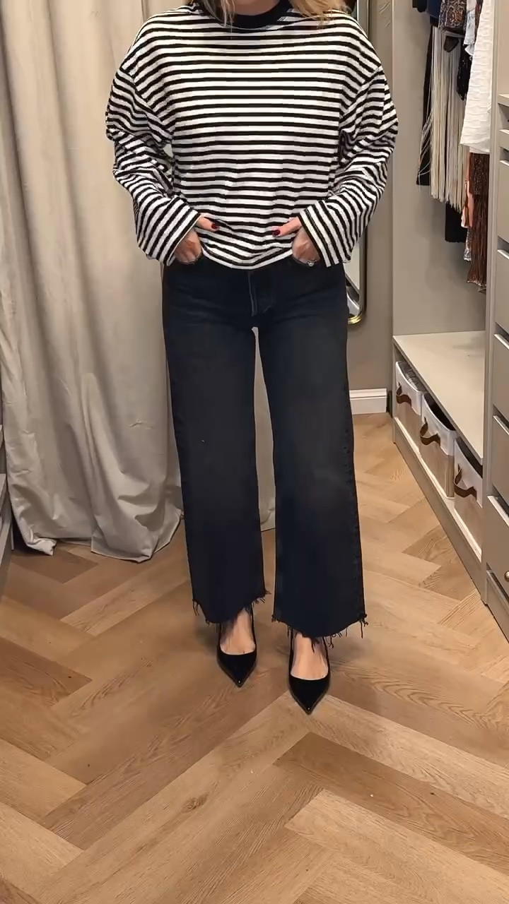 Stripe tee
Black jeans
Cropped wide leg black jeans 


#LTKootd #LTKdayinmylife #LTKSeasonal