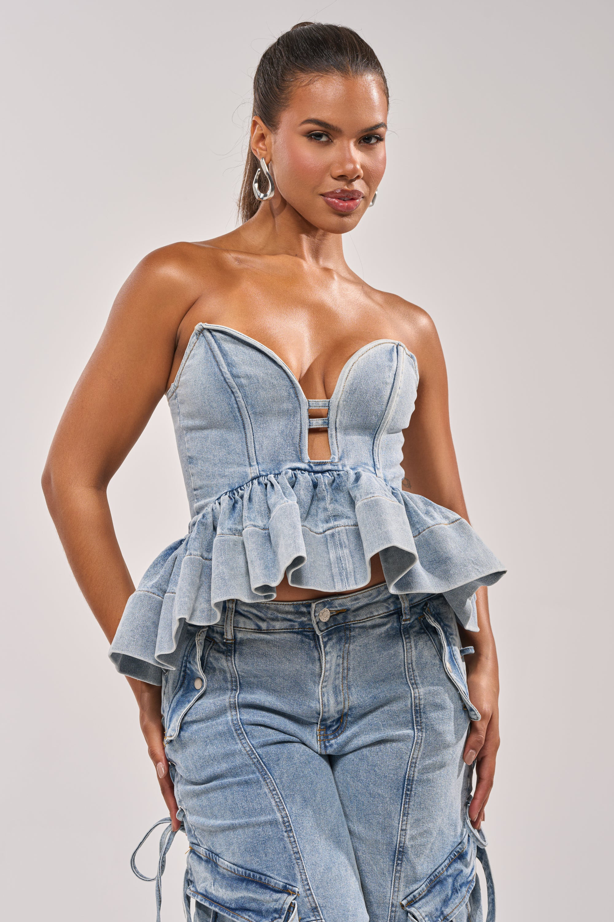 KARA DENIM BLOUSE | AKIRA
