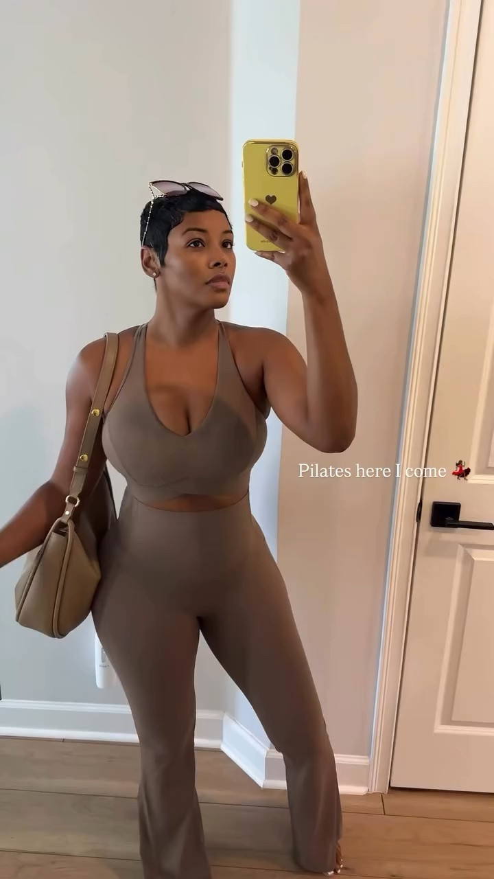 Pilates here I come 💃🏾
(Tall girl friendly)
🤎 Use code SKY25 for 20% OFF all full-price items.
🤎 Want even bigger savings? Use code SKY32:

* 10% OFF orders of $120+
* 12% OFF orders of $150+