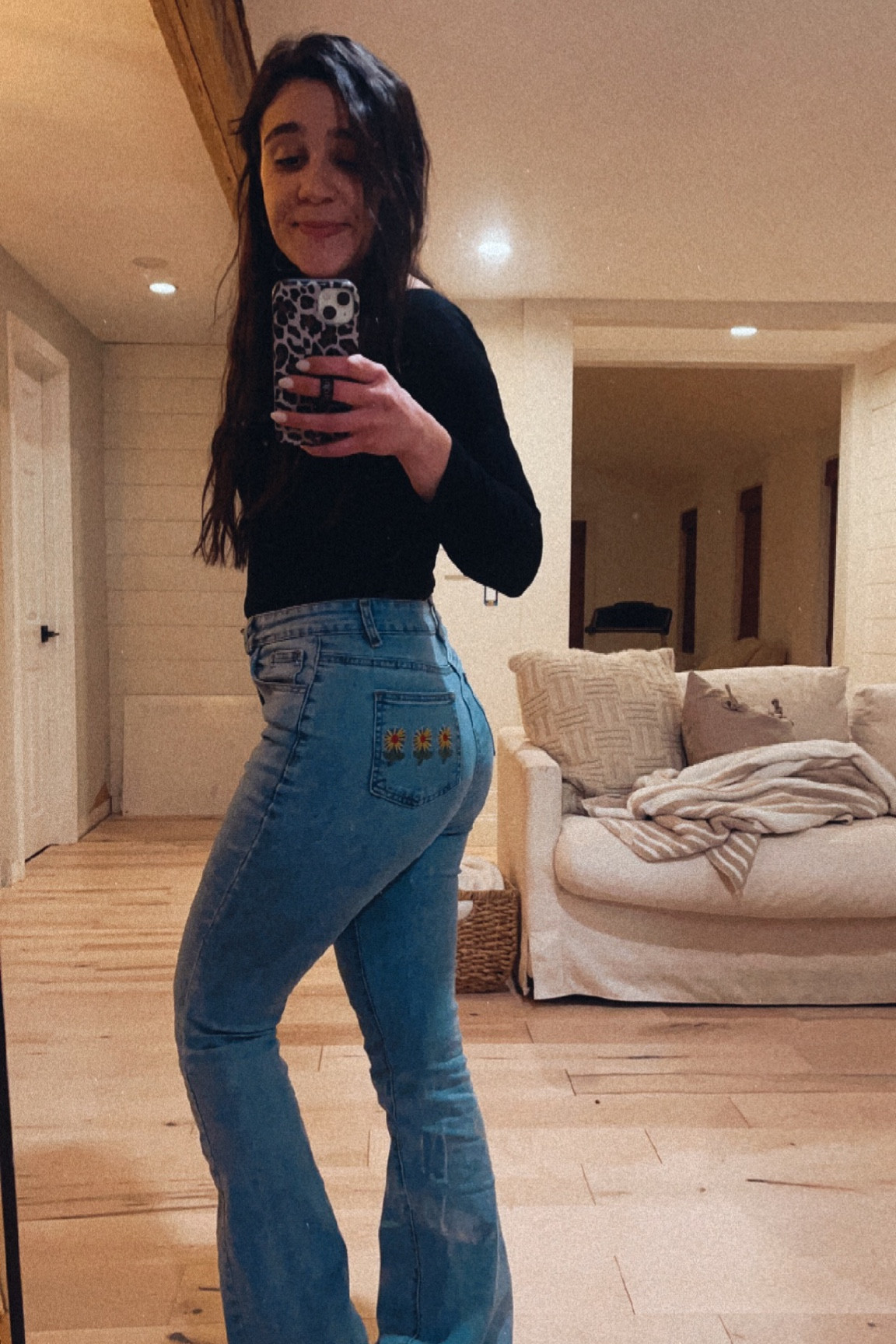 The cutest sunflower jeans! Only $24 from Shein and definitely the most comfortable jeans I’ve ever put on☺️ 

Found a similar more relaxed fit because these exact ones are currently out of stock! 

#LTKhome #LTKfindsunder50 #LTKstyletip
