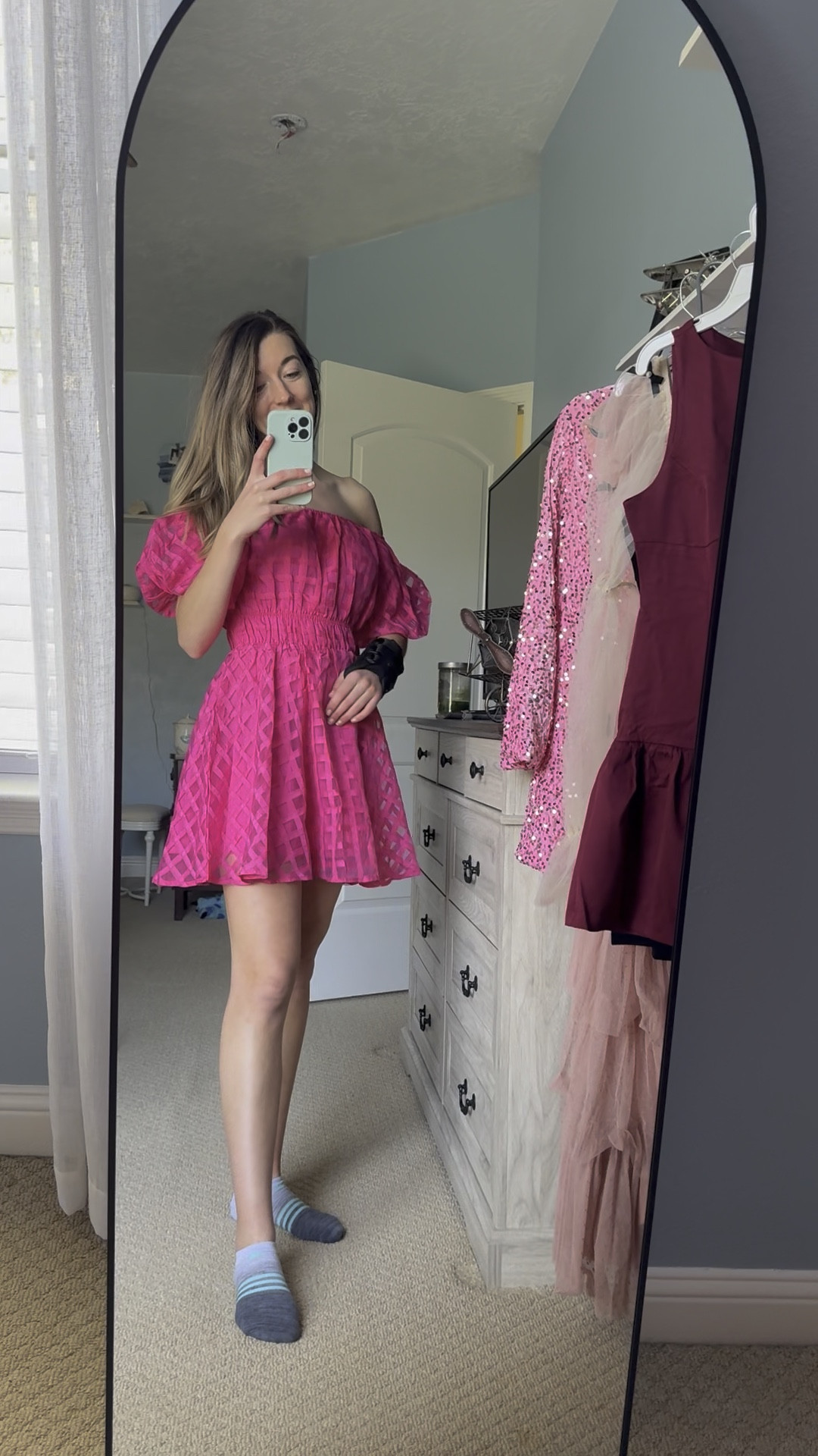 Valentine’s Day dress up haul from Amazon, lulus and Nordstrom!
Sweaters, dresses, and heels 
Pink, red, pastels, February, spring, sale 

#LTKSaleAlert #LTKShoeCrush #LTKFindsUnder50