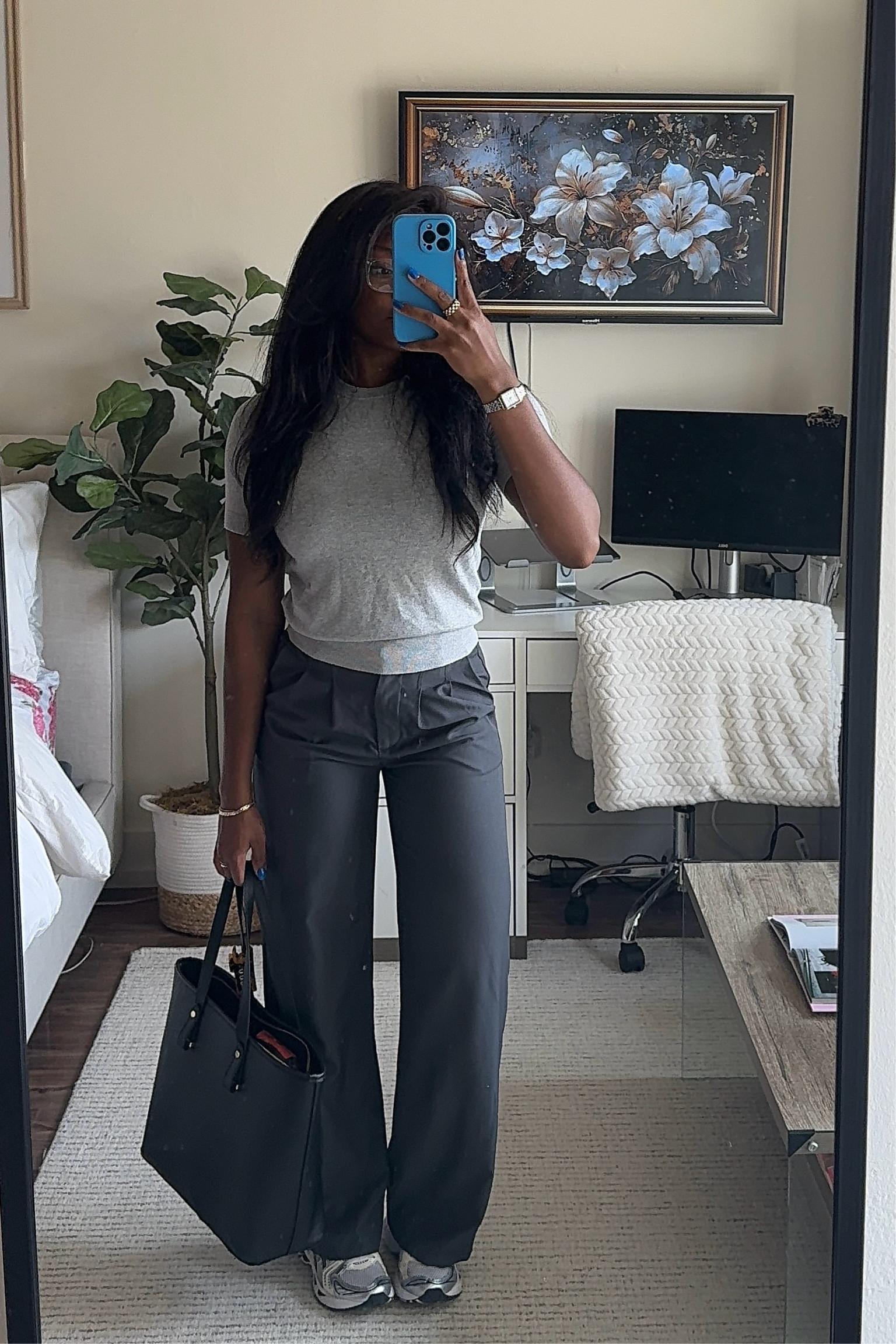 Comfy work outfit 🩶🎧👩🏾‍💻

#workoutfit #officewear #workwear

#LTKWorkwear #LTKStyleTip