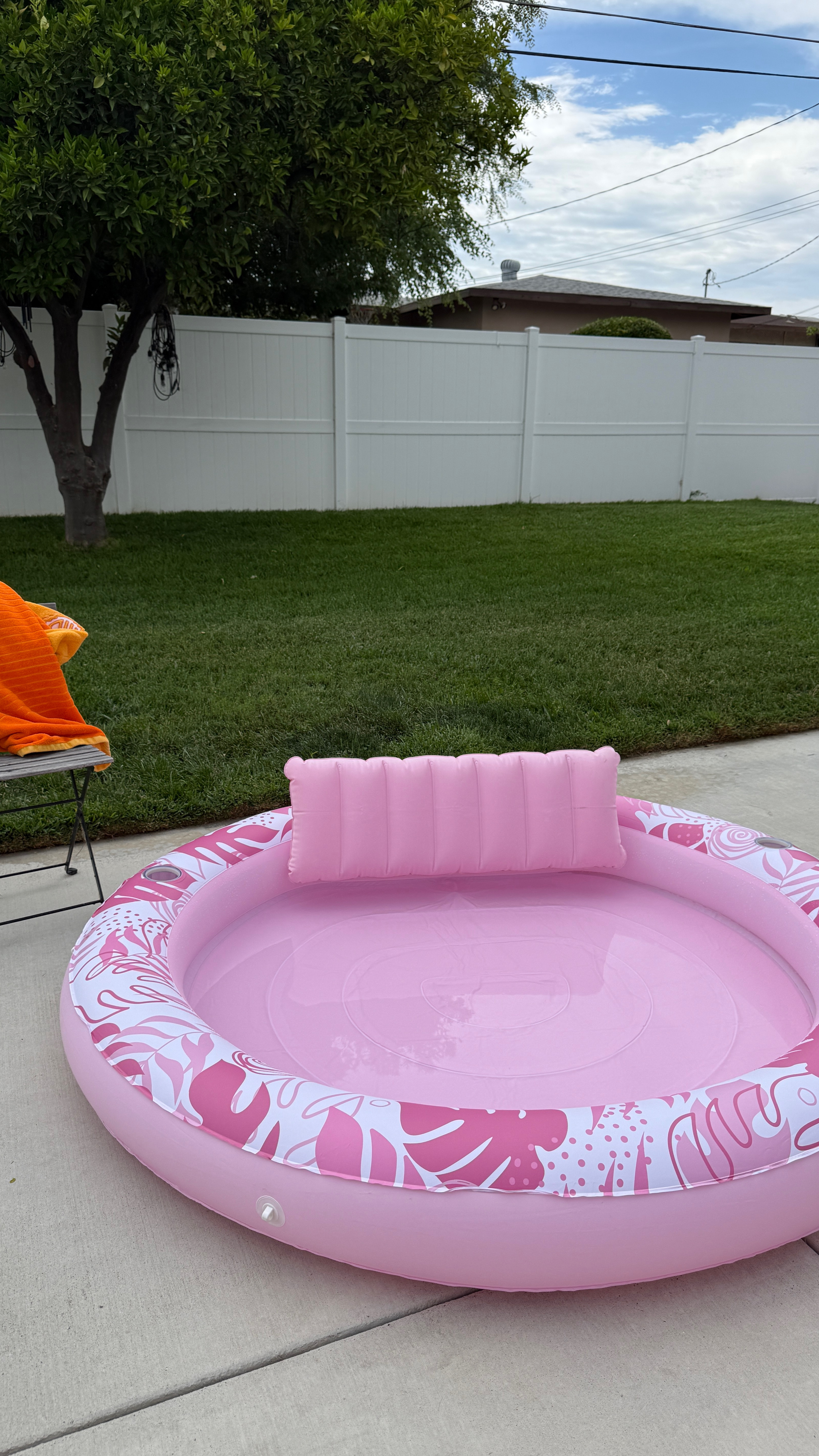 No pool no problem! The cutest tanning bed that also floats if you have an actual pool! Or fill it with water and use as a lounge pool/tanning bed! Fits 2 people and has cup holders! 

#LTKSummerEdit #LTKGiftGuide #LTKFamily