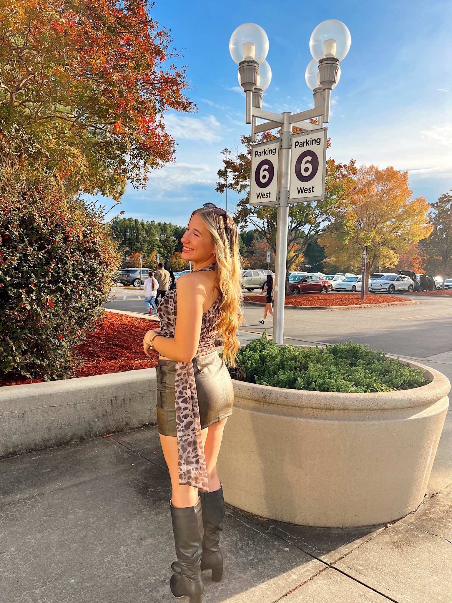 tate mcrae inspired look for the miss possessive tour 🤍